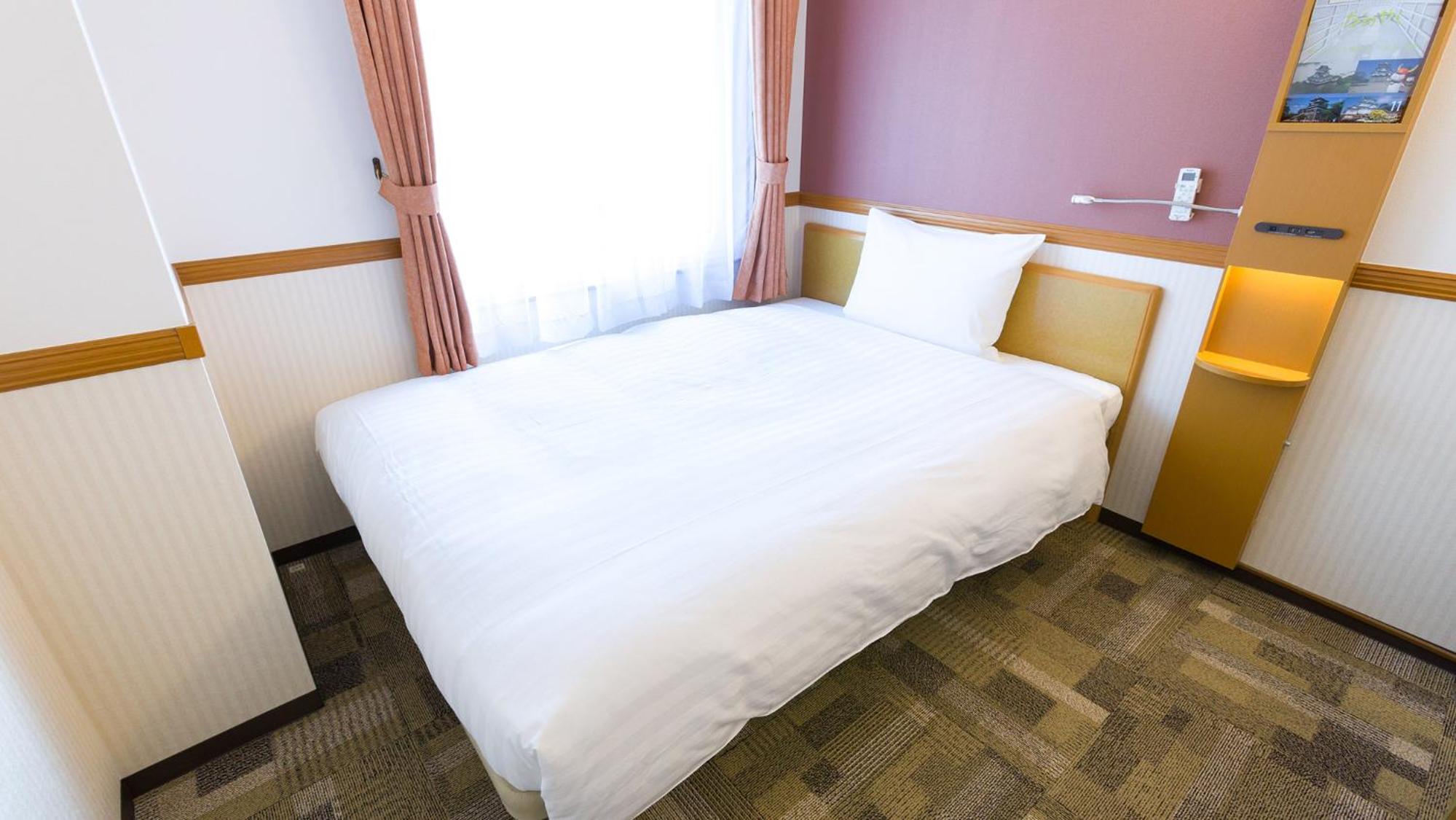 Single Room - Smoking photo 2