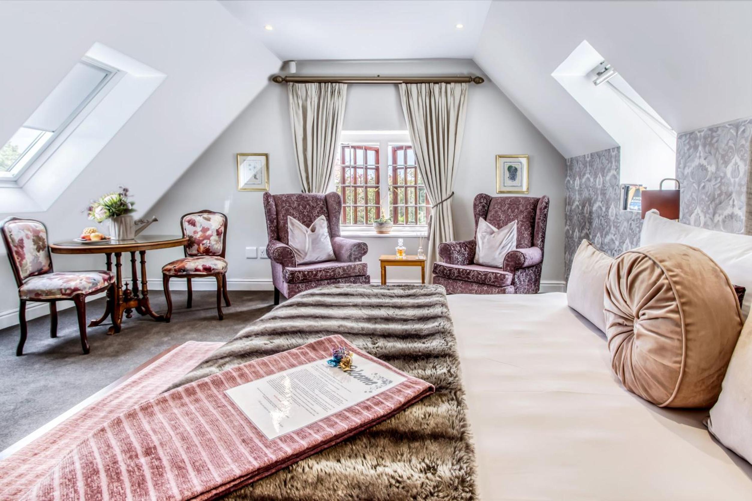 Deluxe King Room