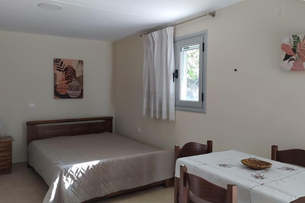One-Bedroom House photo 2