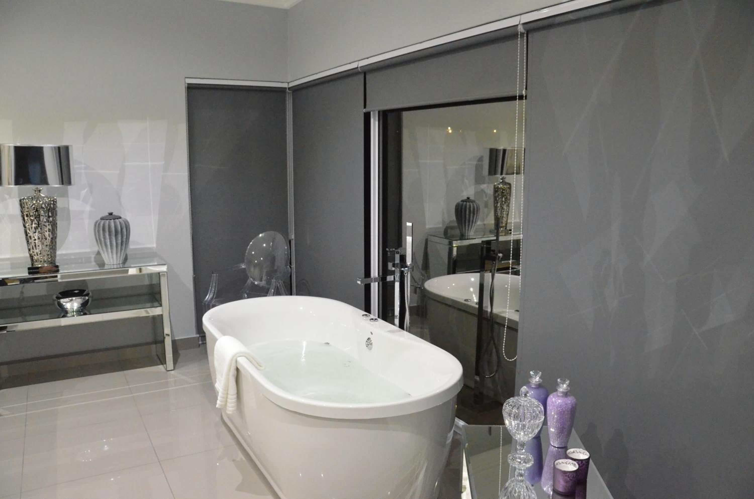 Luxury Suite photo 3