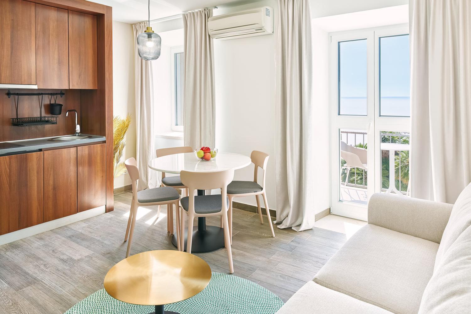 Apartamento com Vista para o Mar Superior