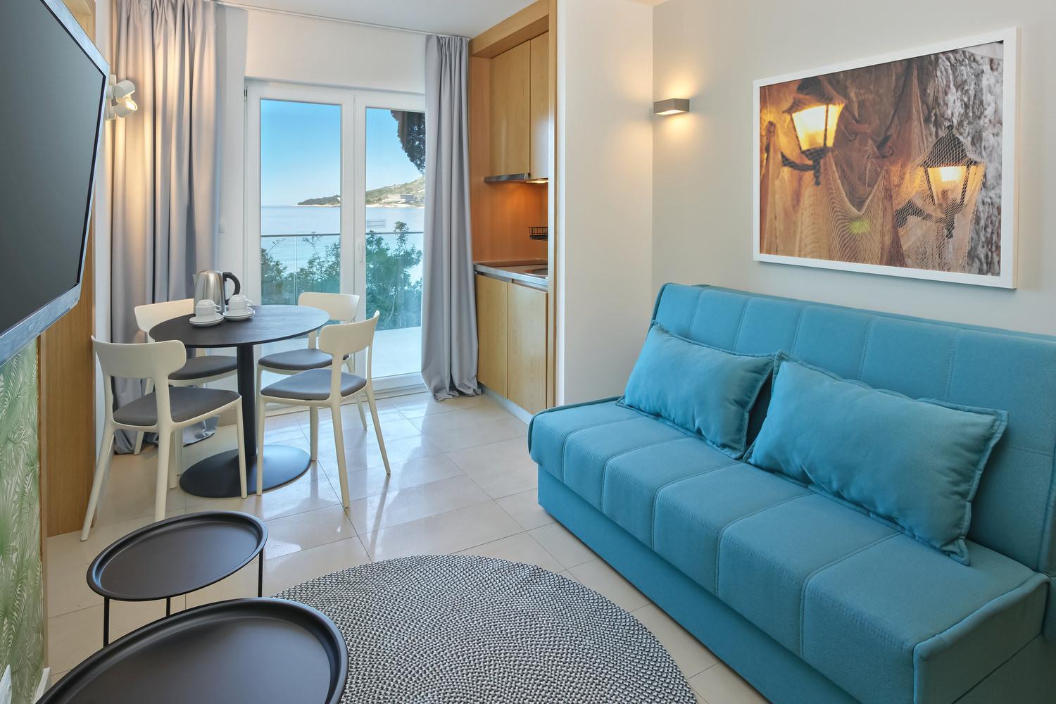 Apartamento Padrão com Vista para o Mar