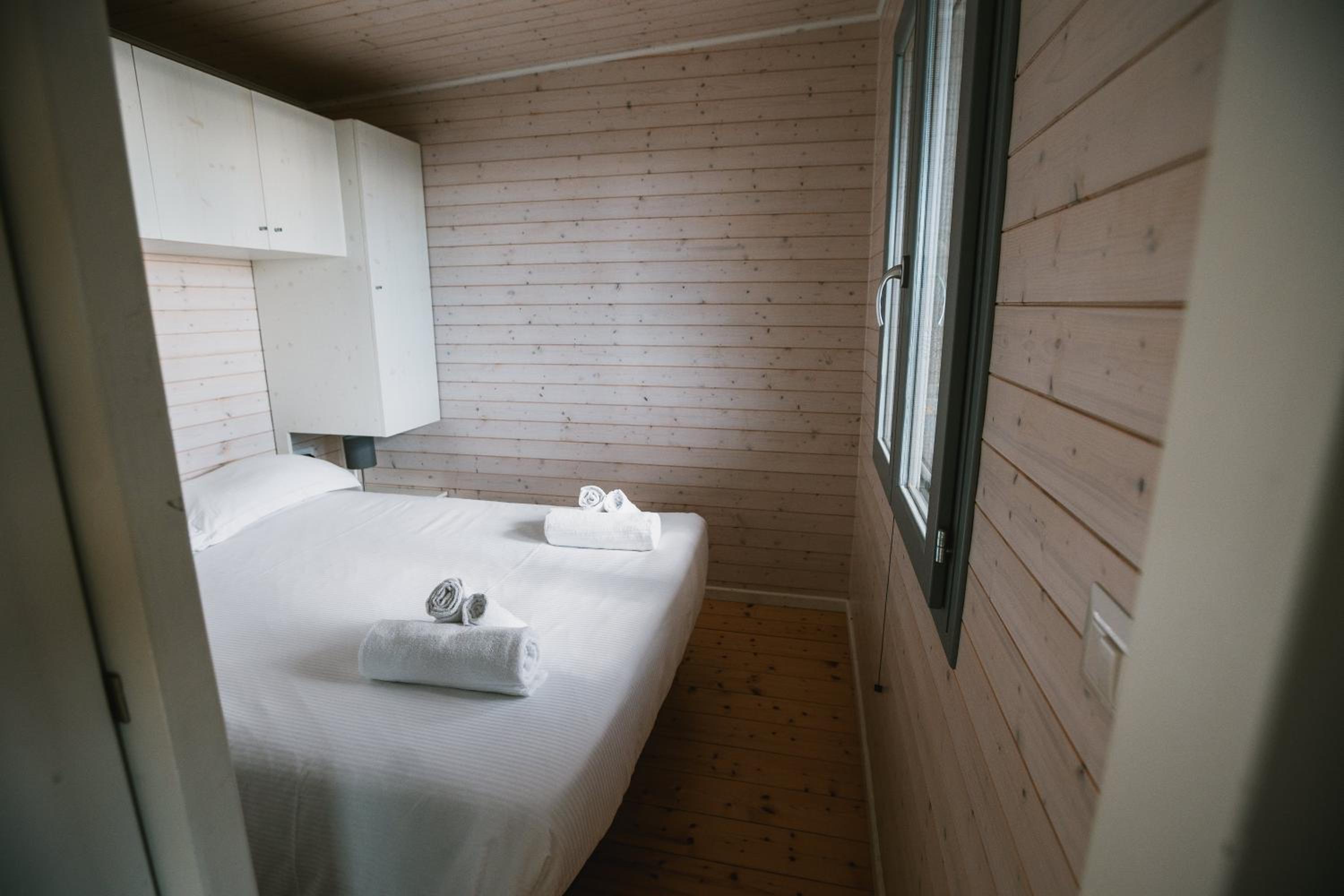 Deluxe Bungalow with Sea View - Photo 1