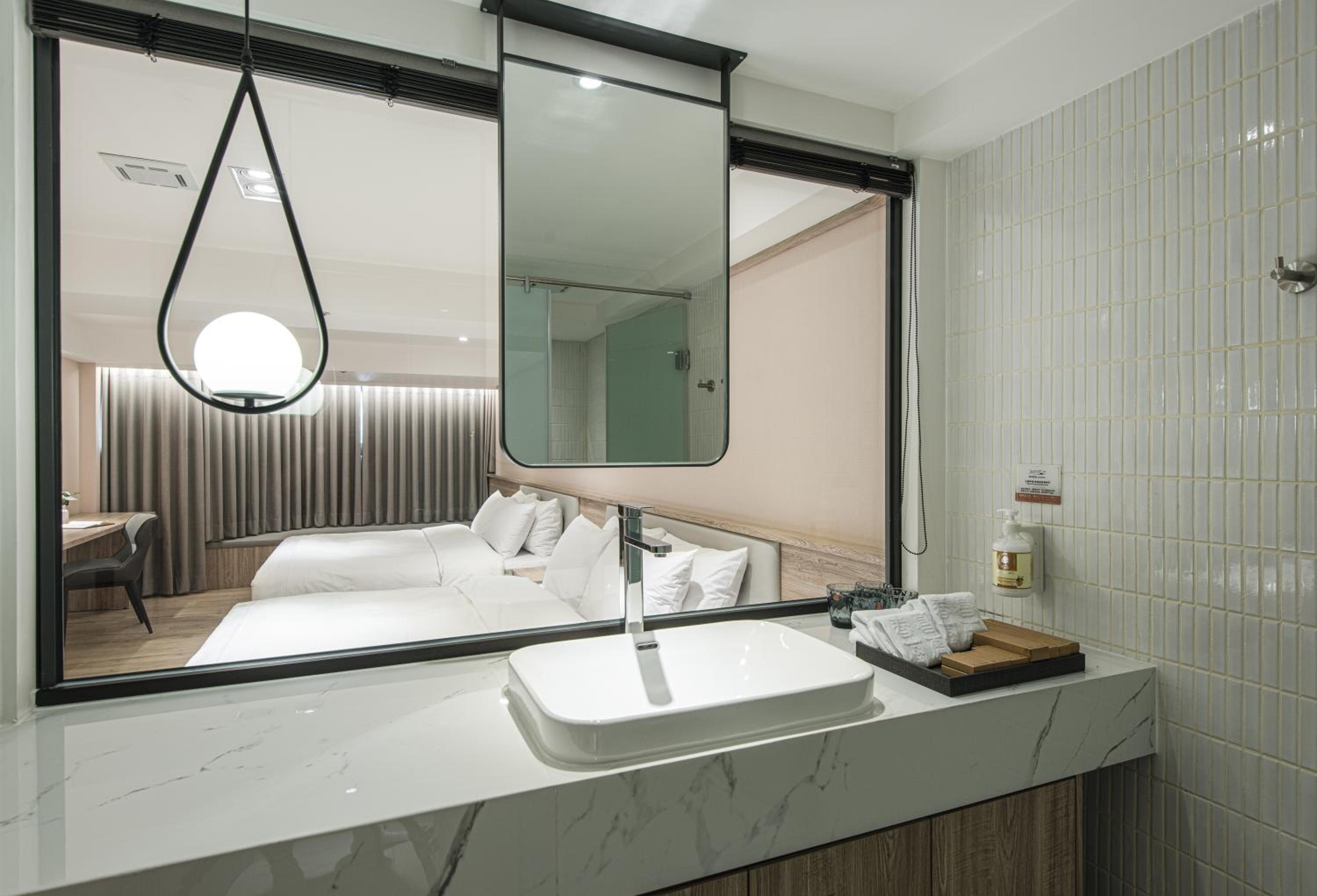 Superior Quadruple Room - Photo 15