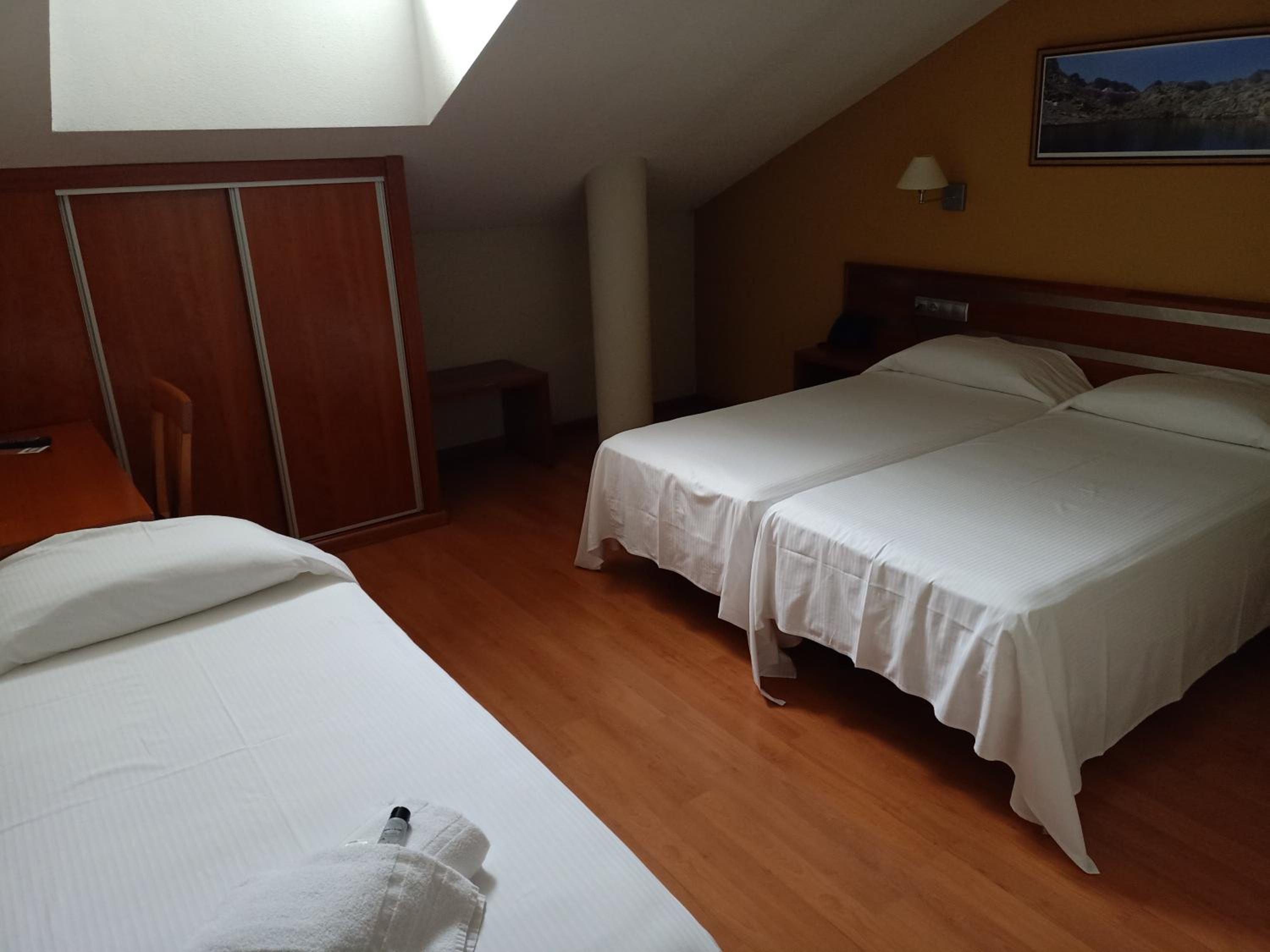Triple Room - Photo 3