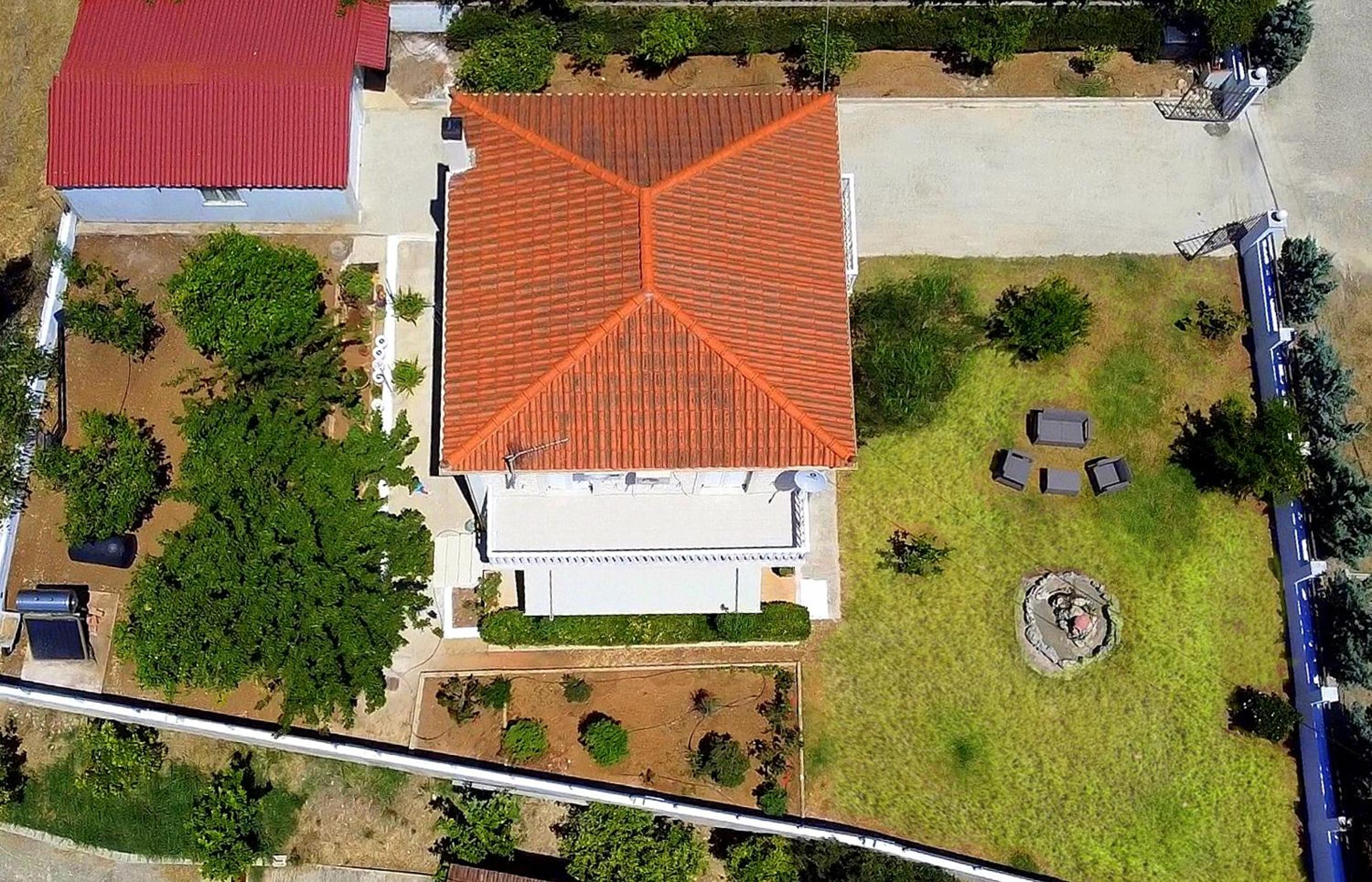 Villa photo 2