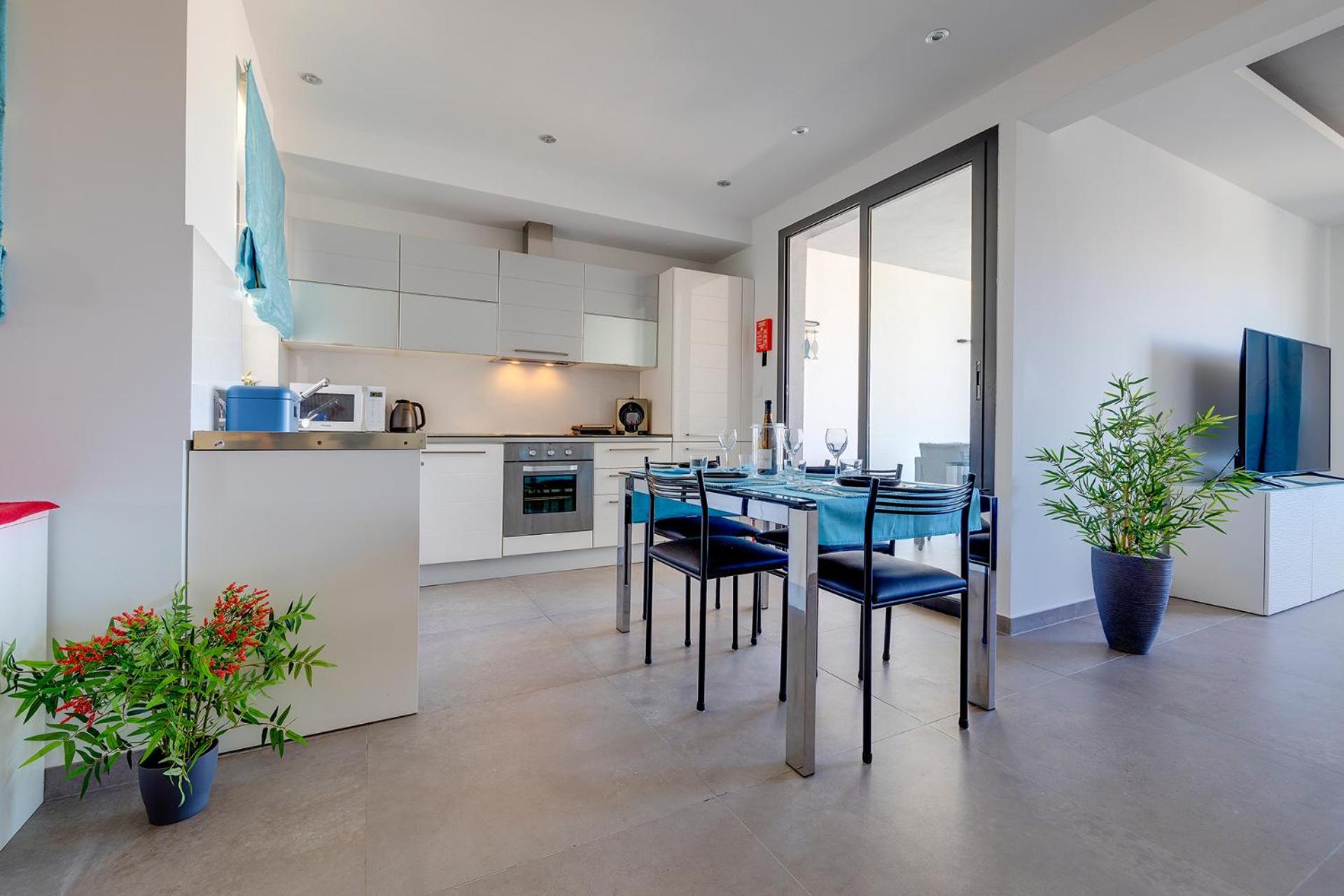 Two-Bedroom Apartment - Photo 12