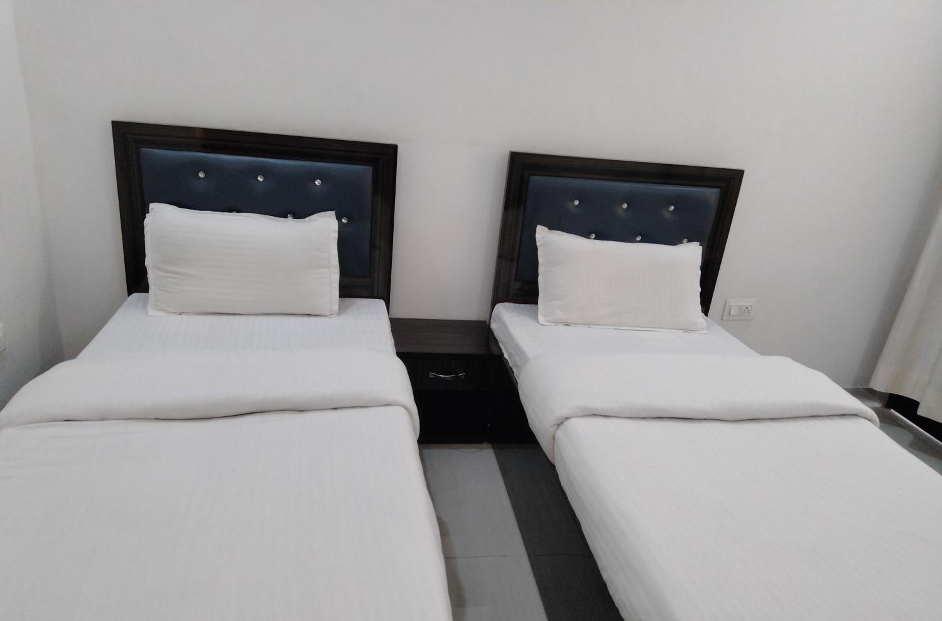 Double Room With Balcony photo 2