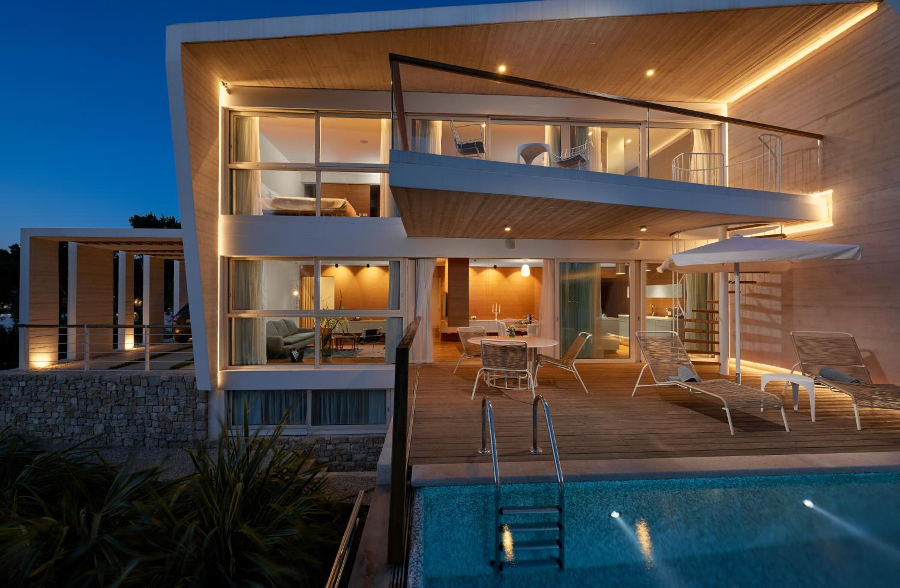 Villa with Private Pool thumbnail 6