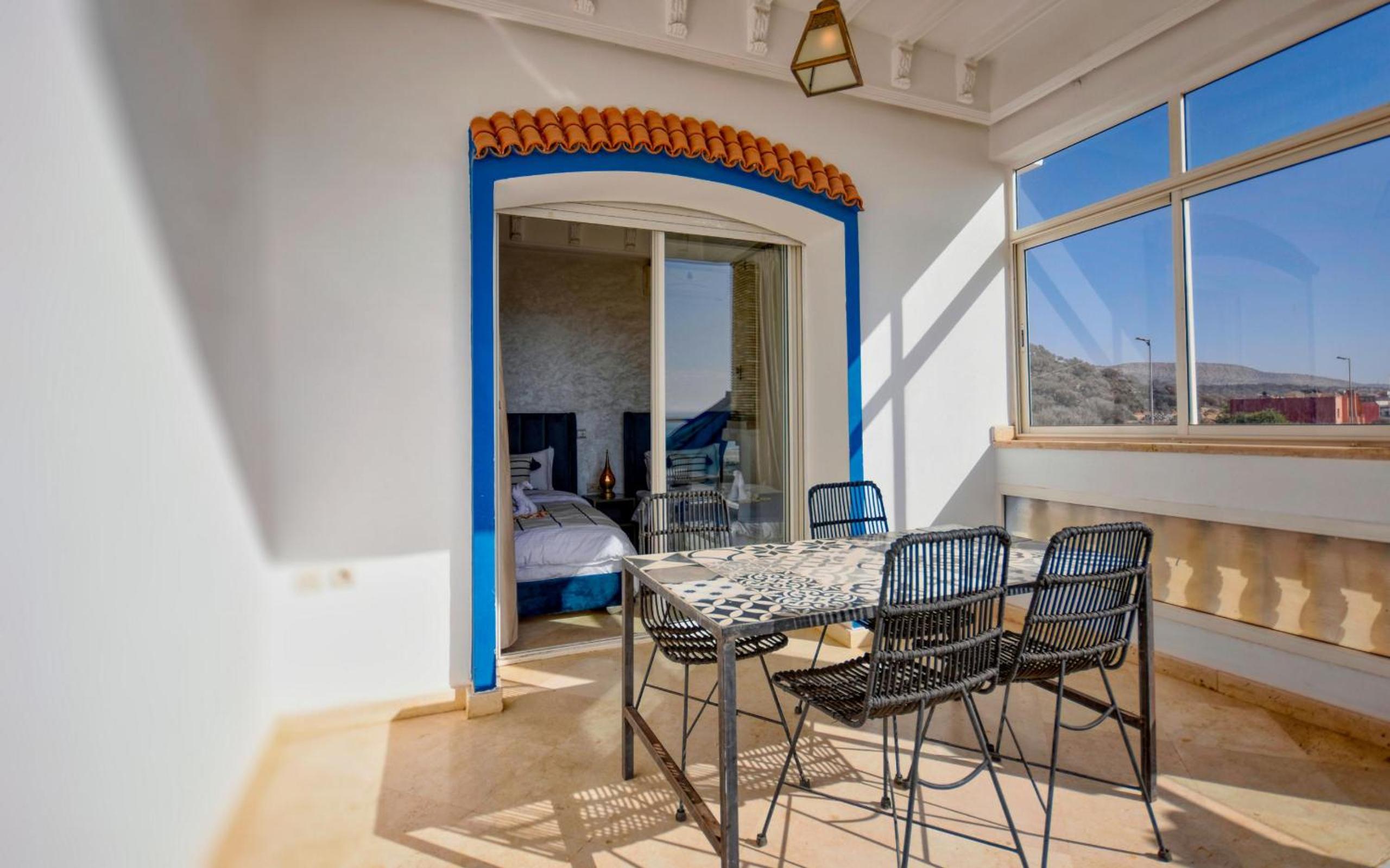 Apartment with Sea View photo 2
