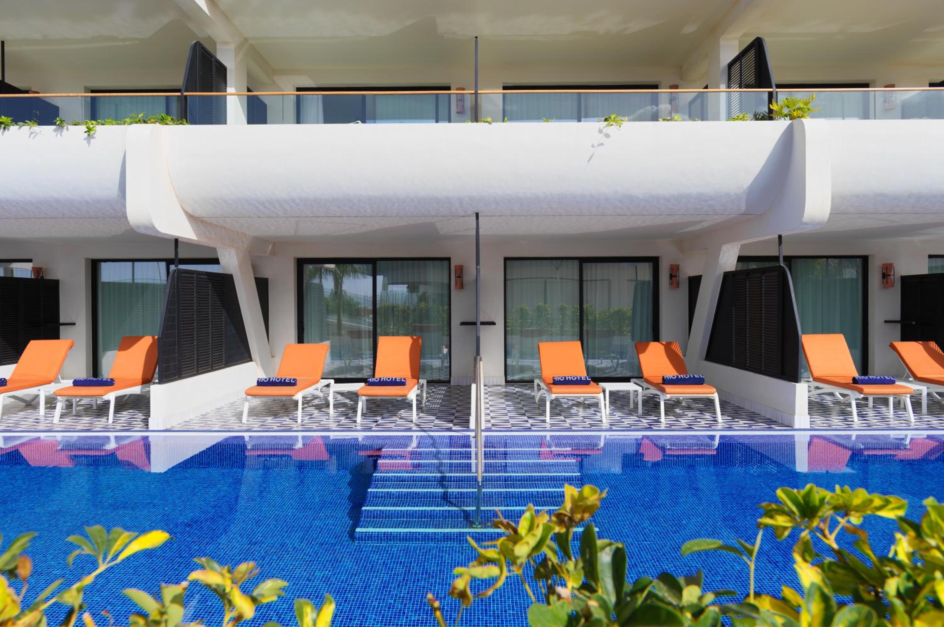 Swim Up (2 Adults) - Photo 7