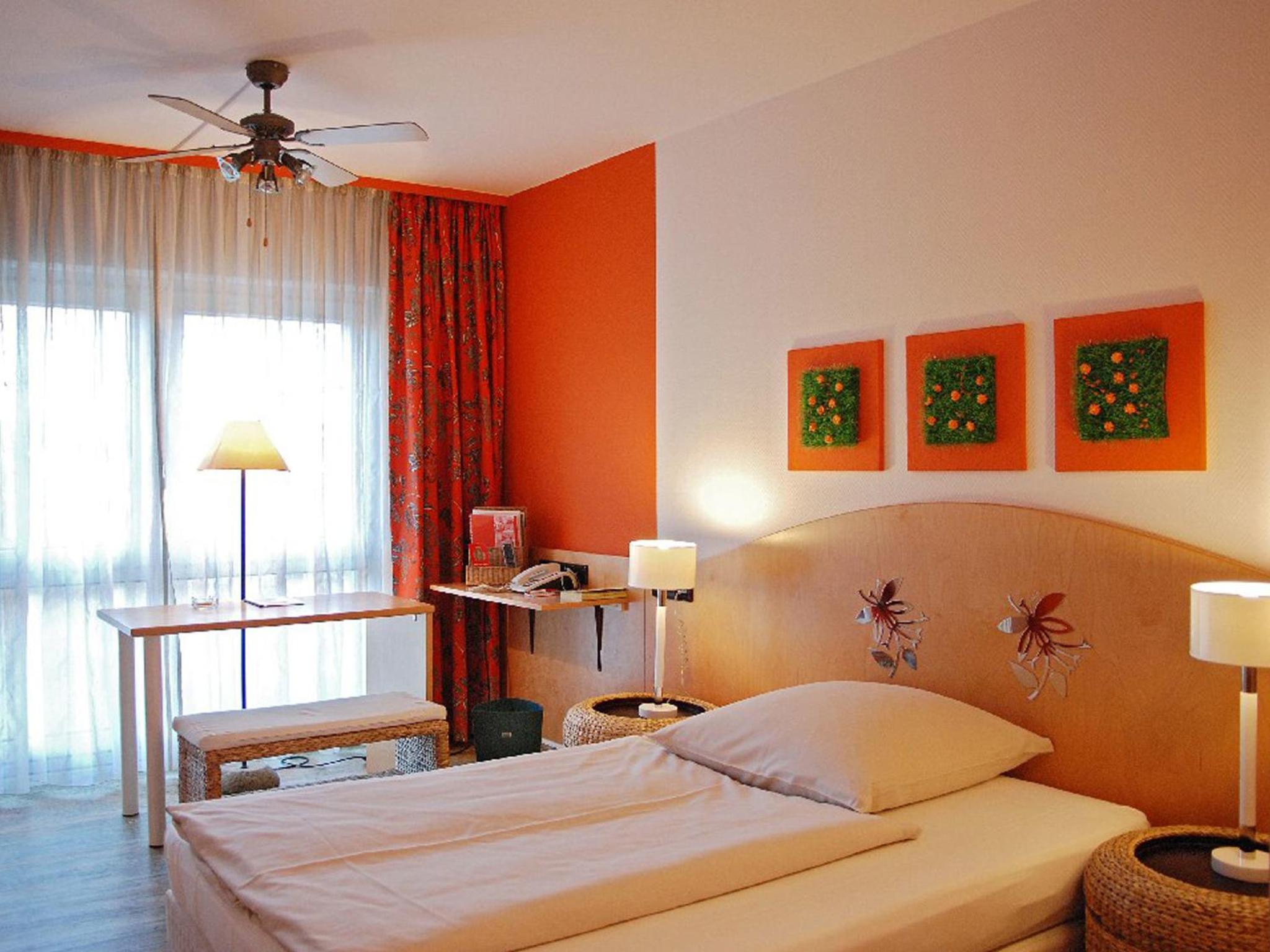 Standard Queen Room - Photo 5