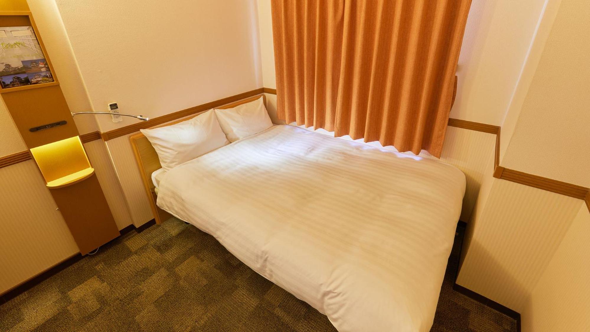 Double Room - Smoking photo 3