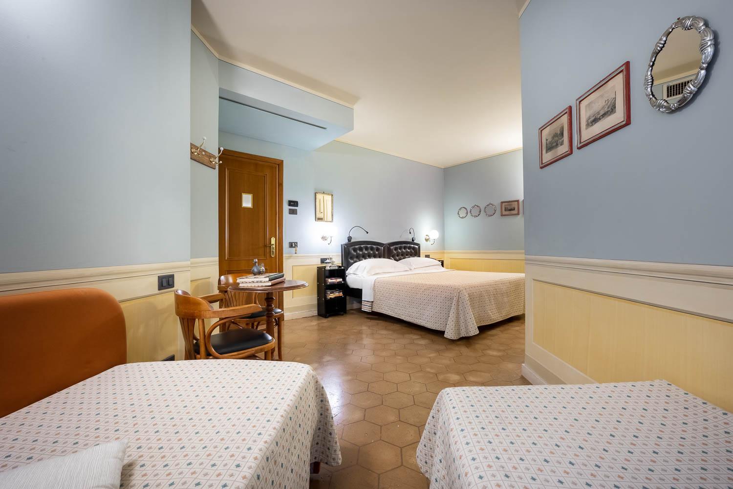 Quadruple Room - Photo 4