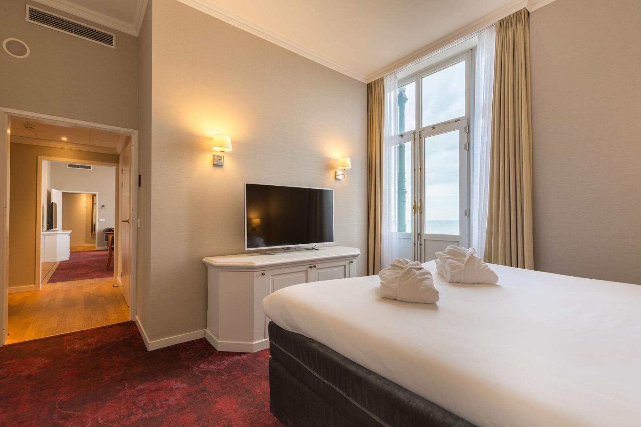 Seaview Suite - Photo 5