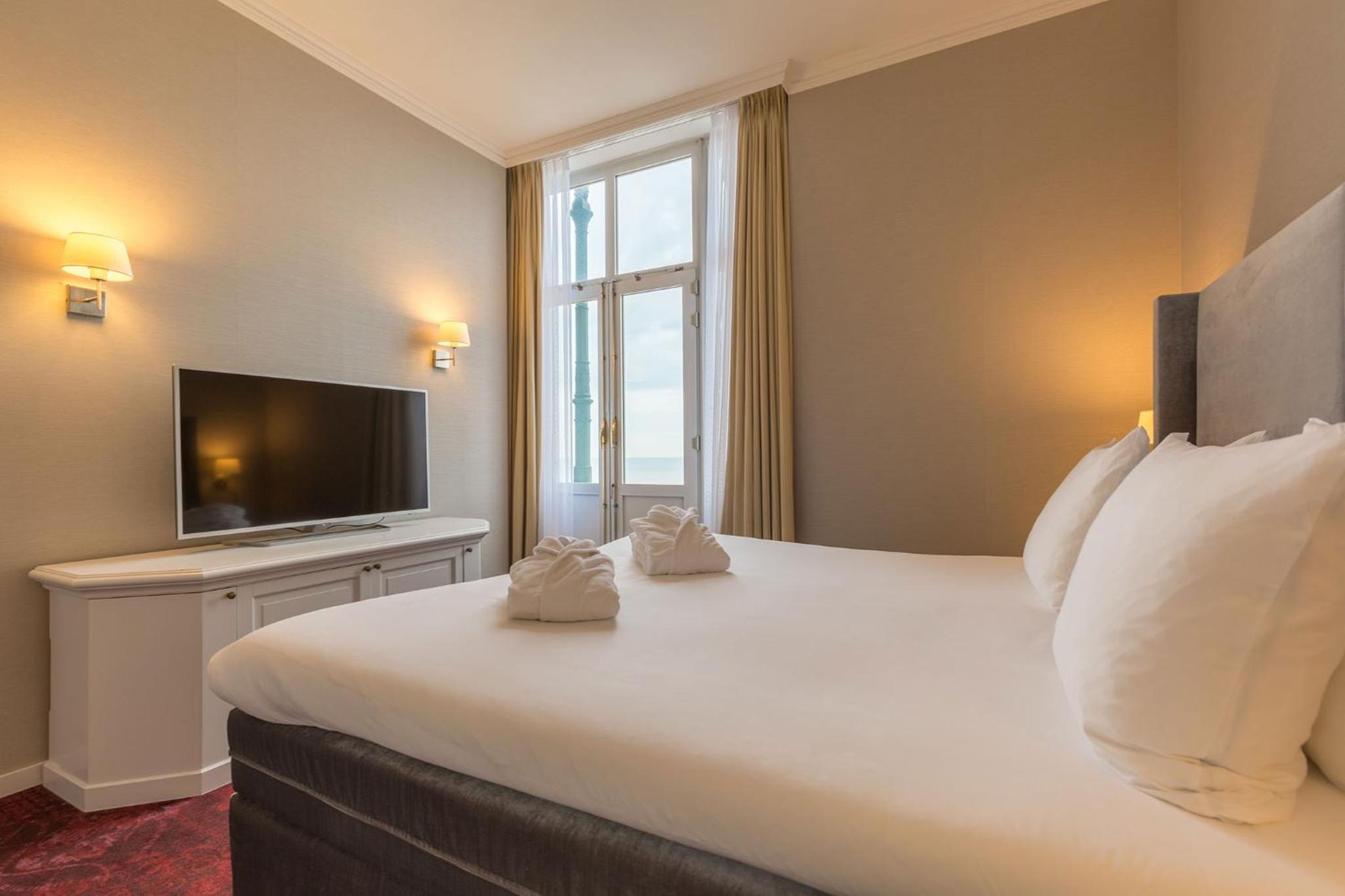 Seaview Suite - Photo 6