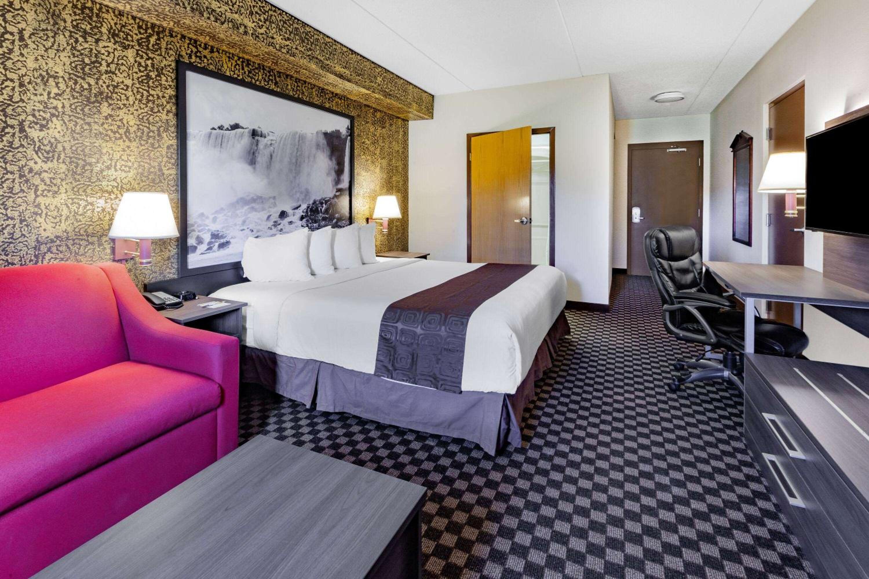 King Room - Non-Smoking - Photo 5