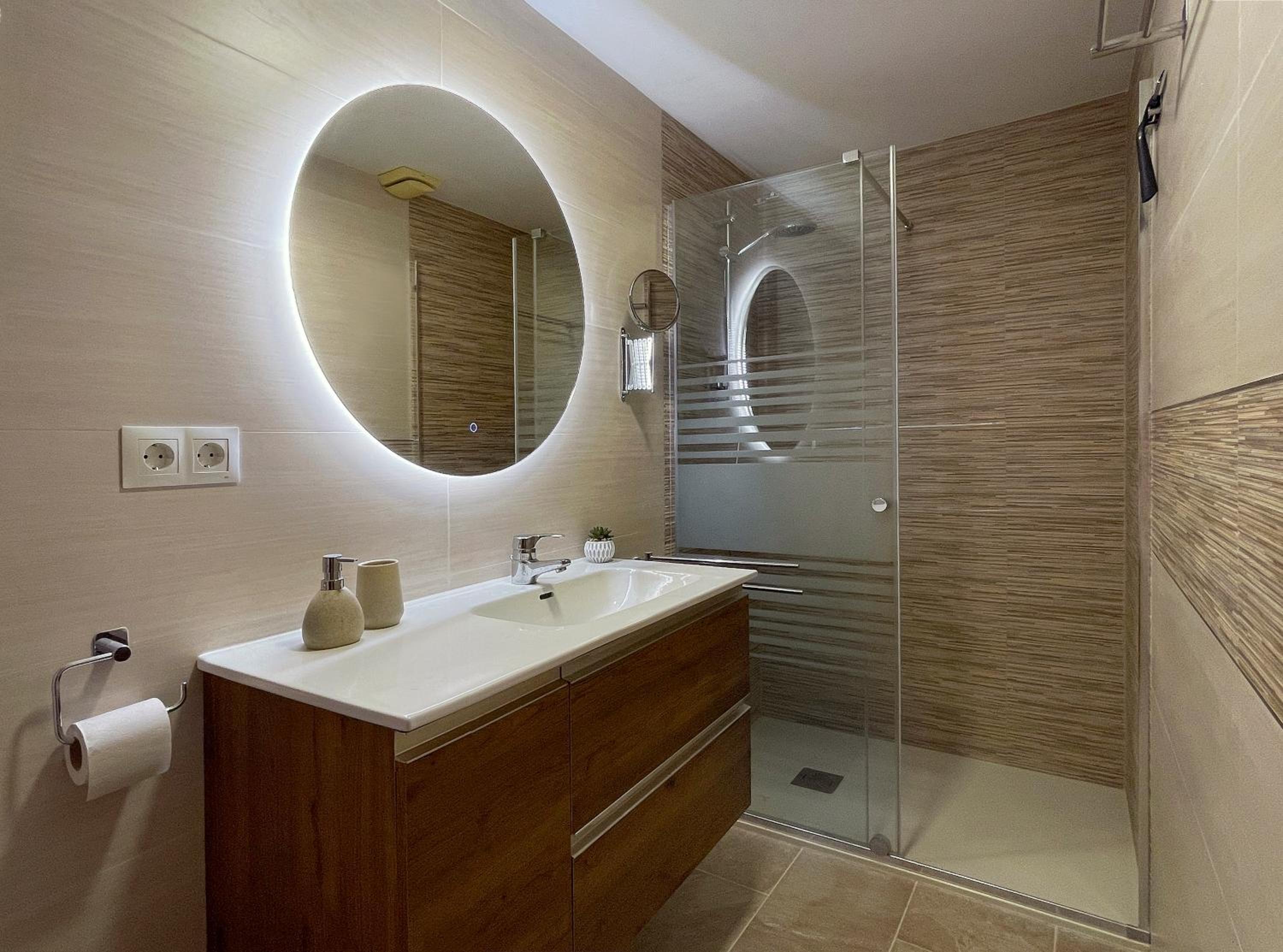 Double or Twin Room photo 3