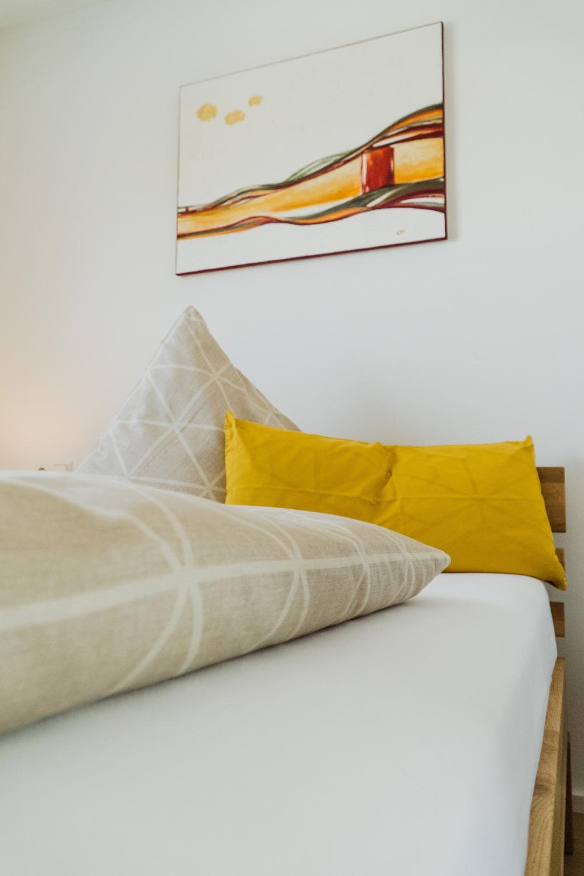 One-Bedroom Apartment photo 2