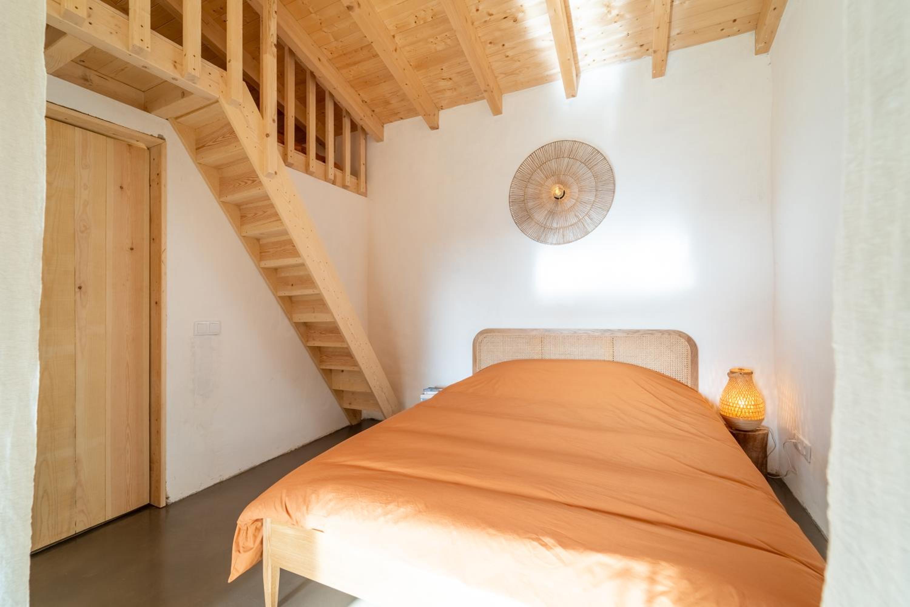Studio Apartment photo 1