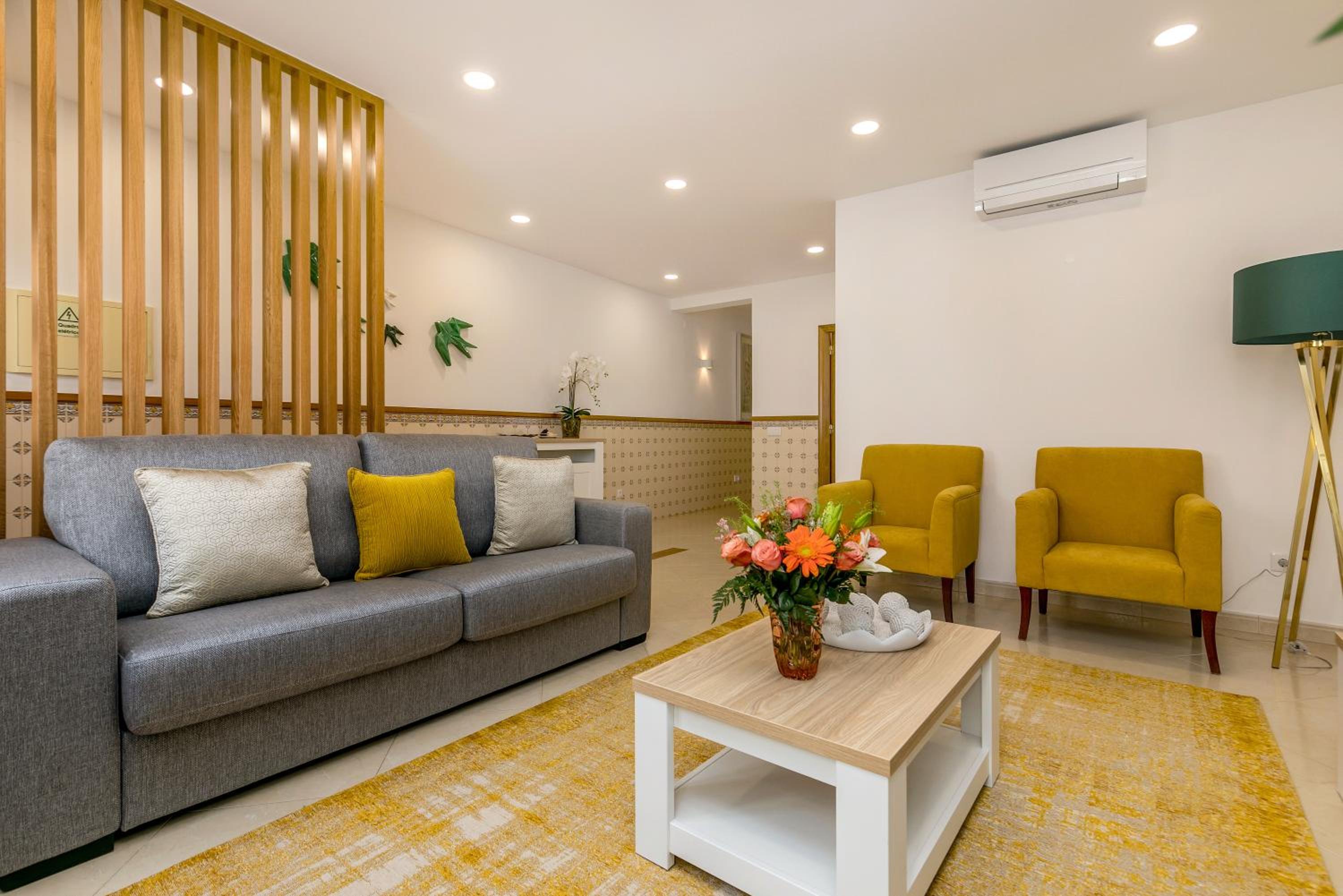 Studio Apartment photo 2
