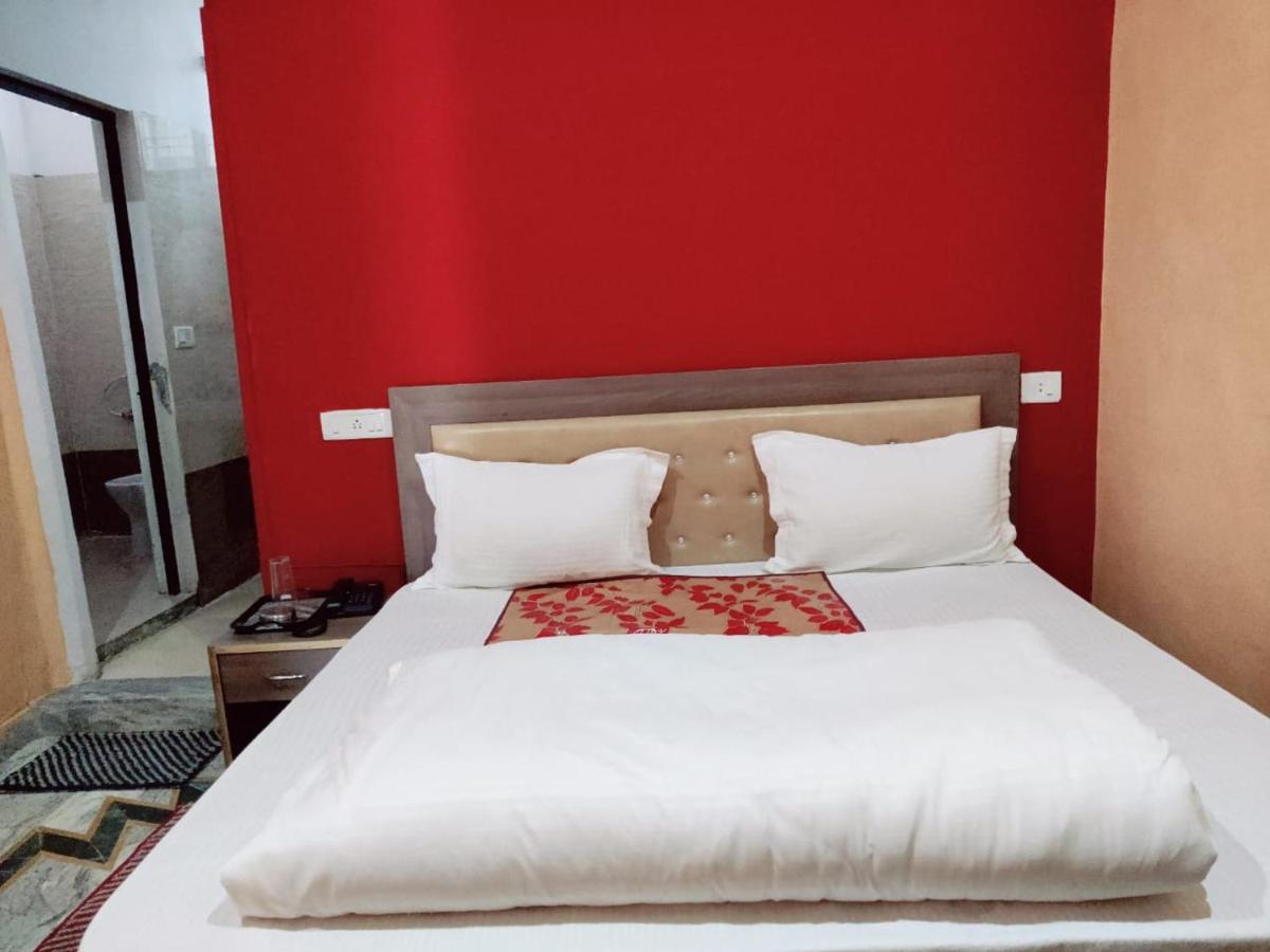 Standard Double Room photo 3