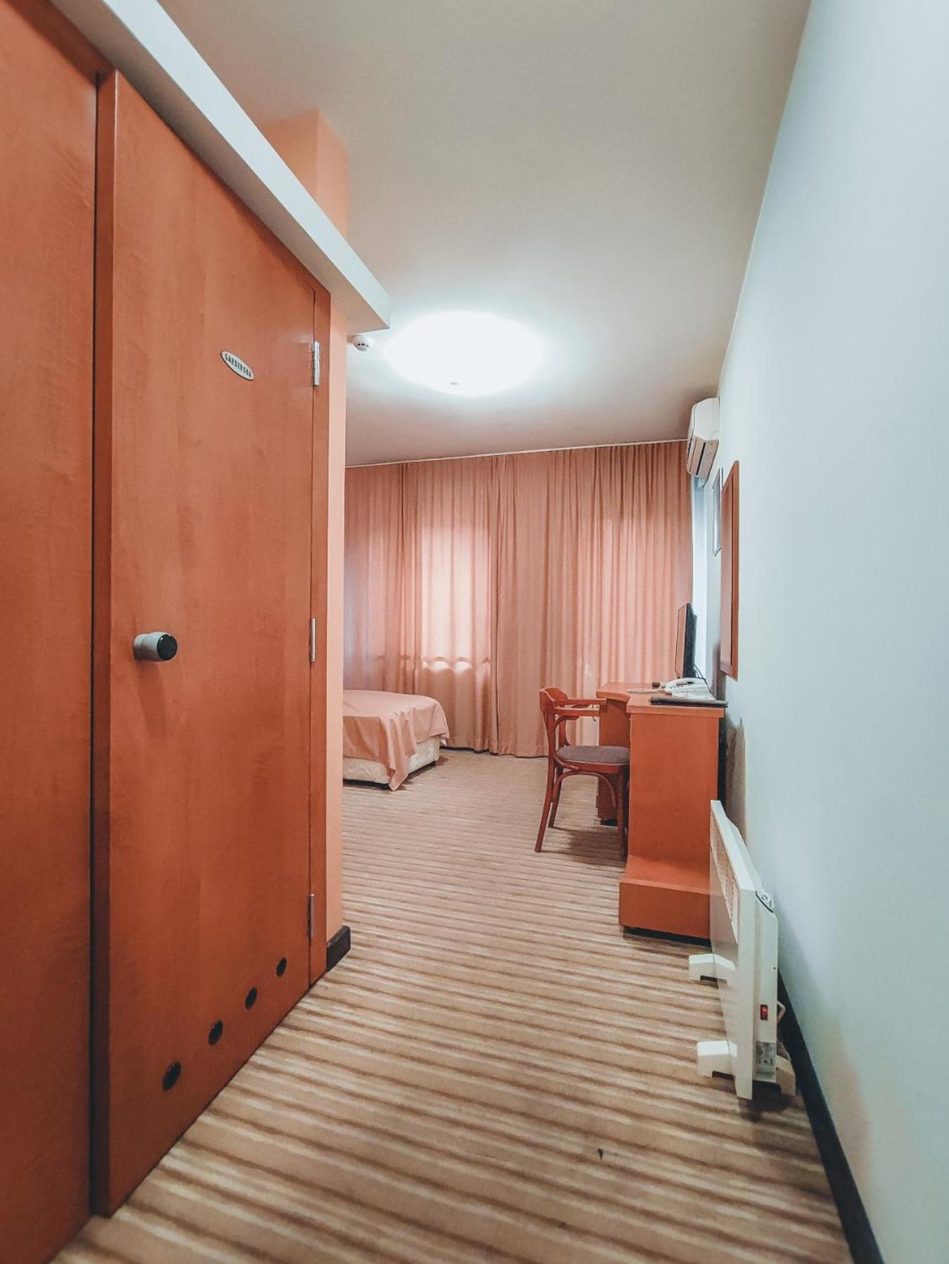 Twin Room photo 1