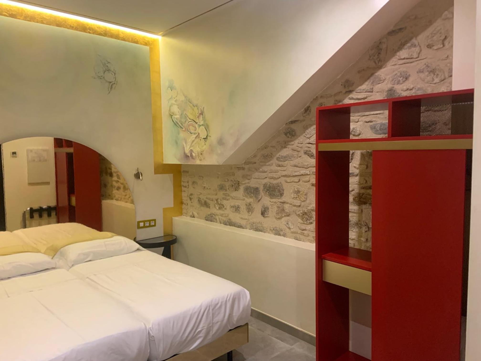Double Room - Photo 4
