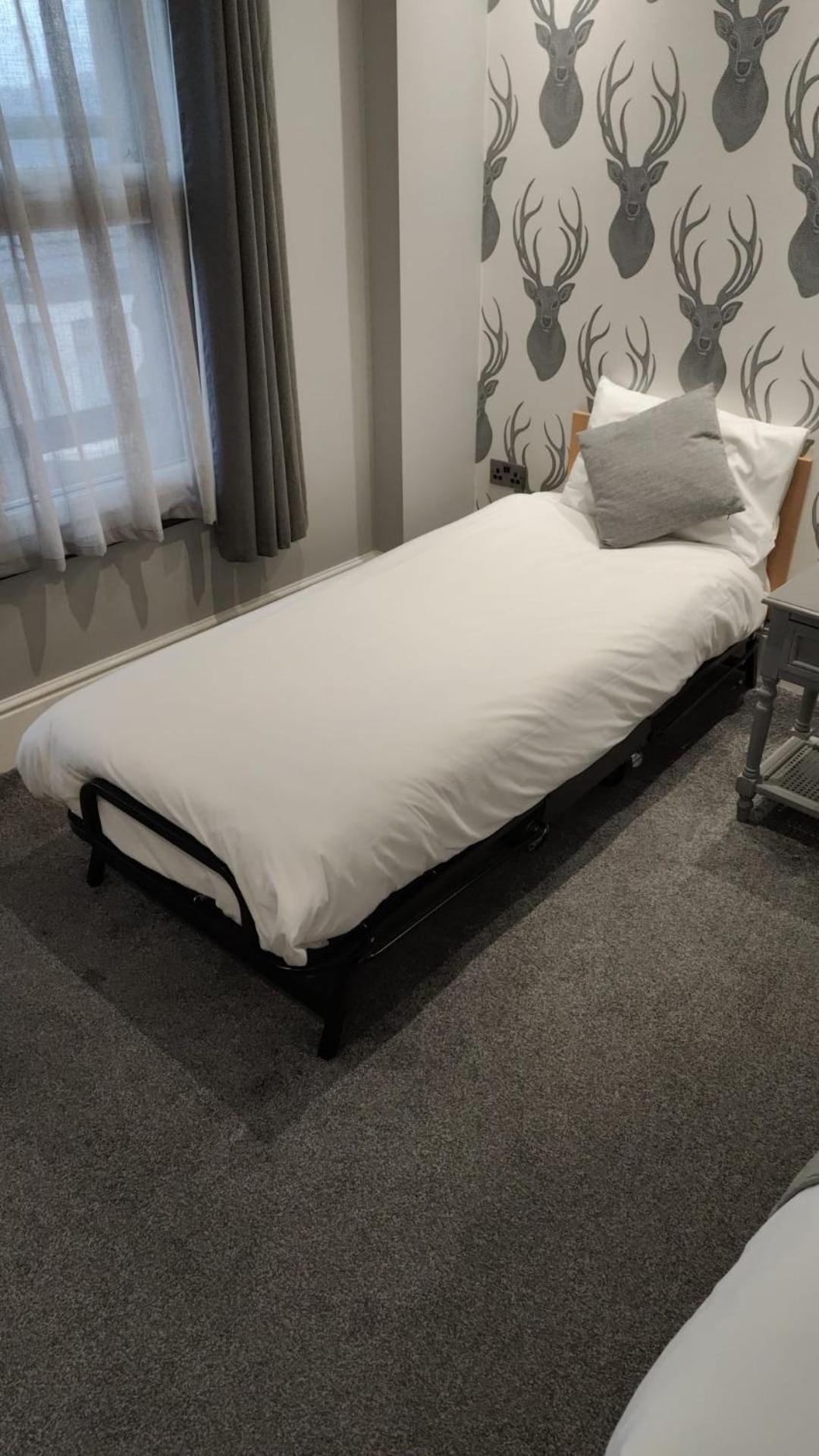 Deluxe Triple Room - Photo 5