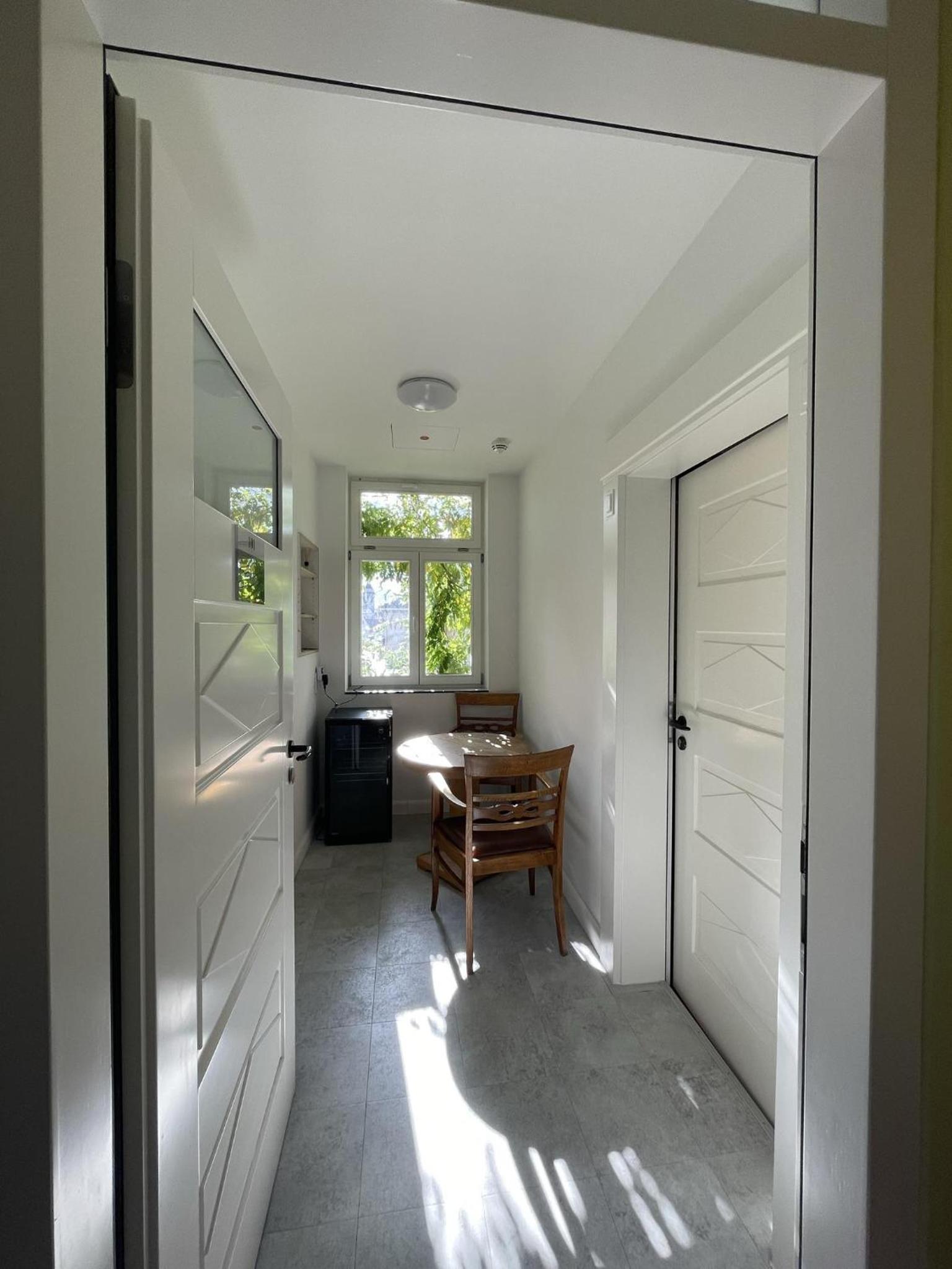 Superior Suite - Photo 2