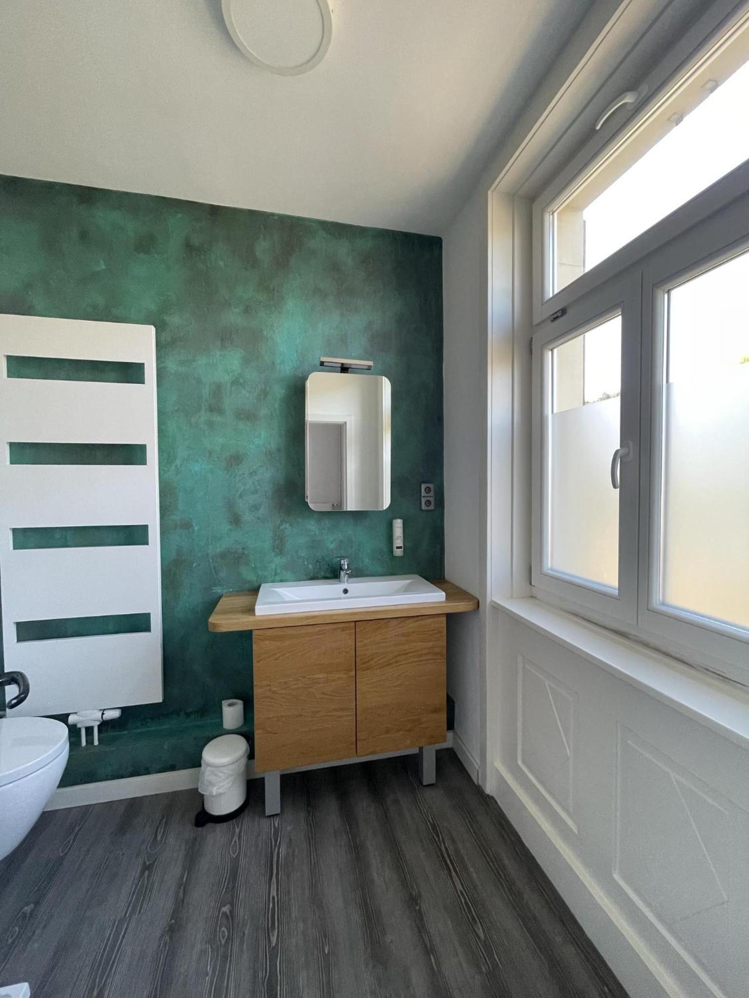 Standard Double Room - Photo 3