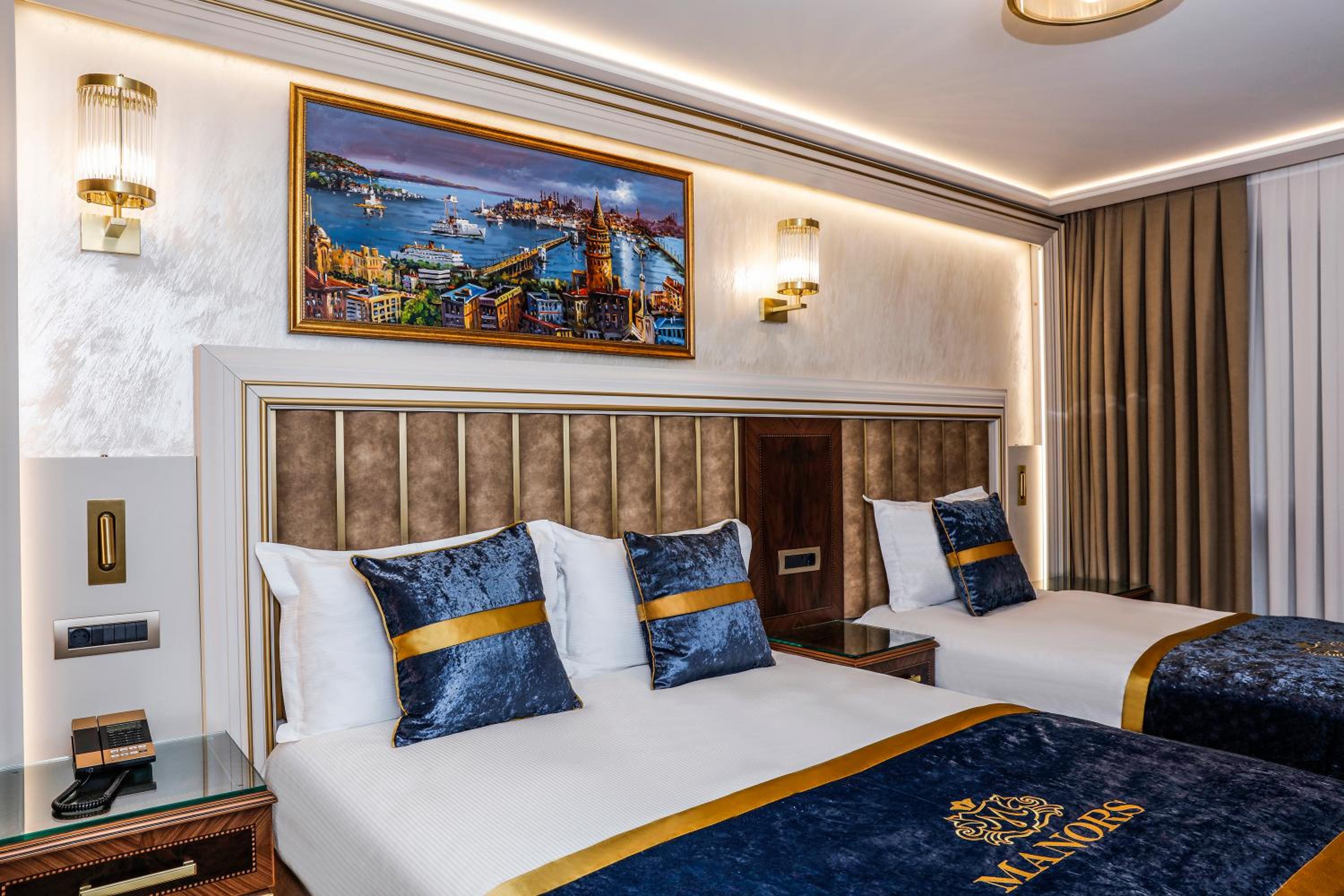Deluxe Triple Room photo 2
