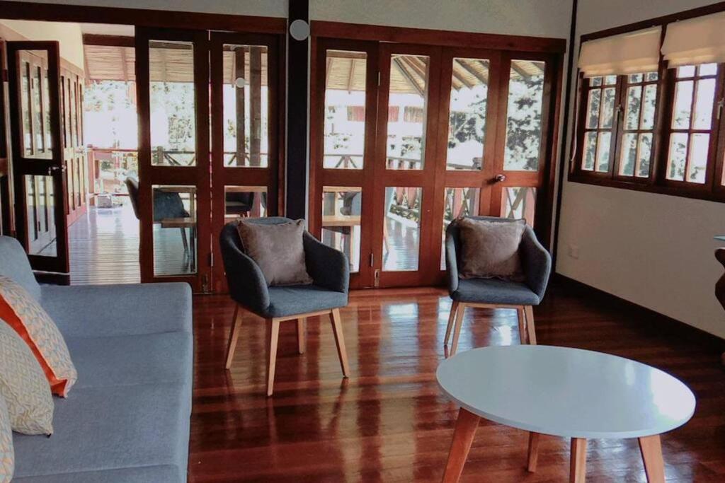 Villa photo 3