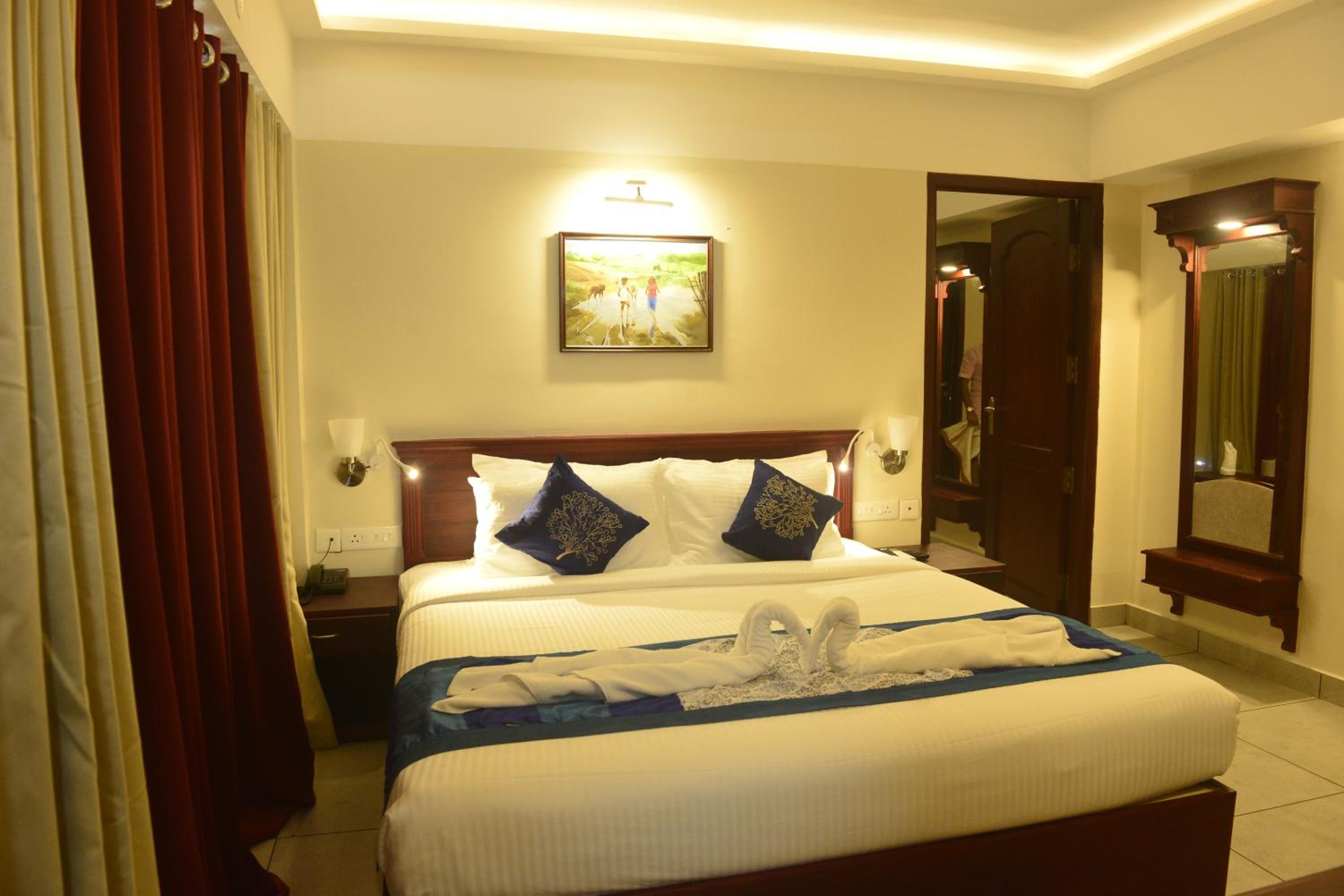 Suite - Photo 9
