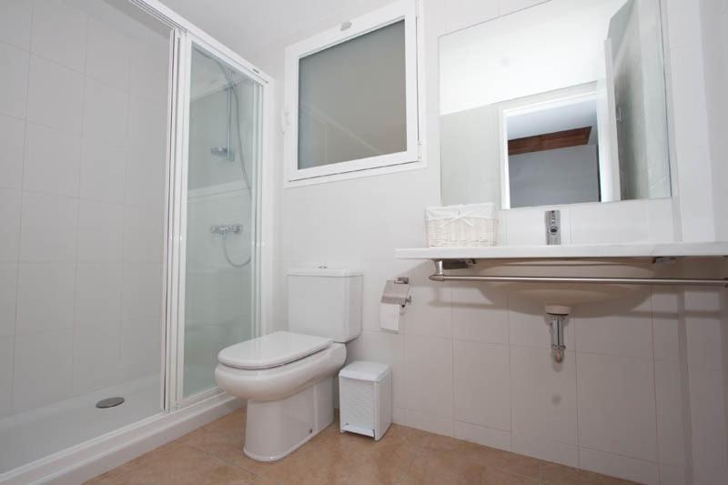 One-Bedroom Apartment (2 - 4 Adults)