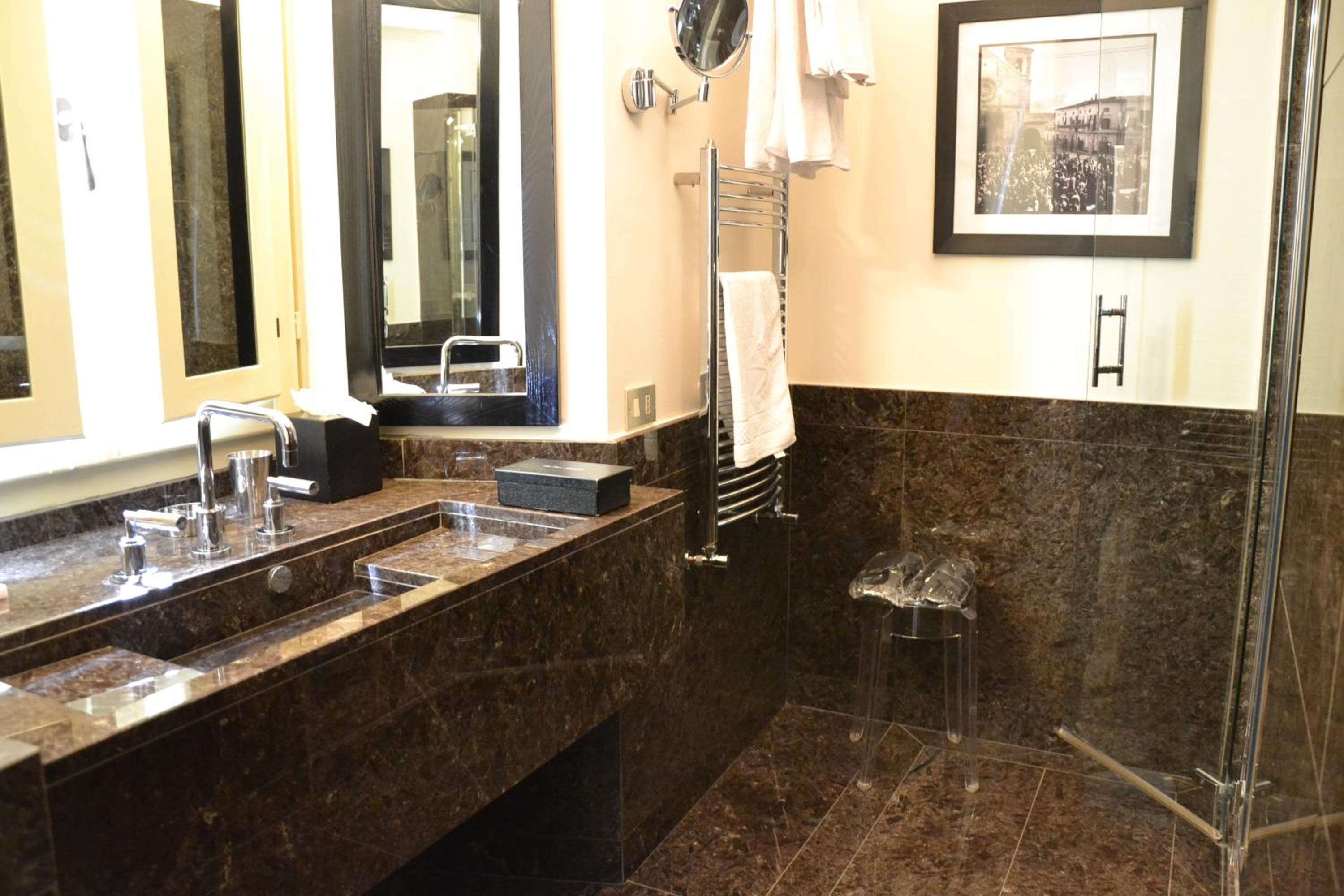 Suite photo 2