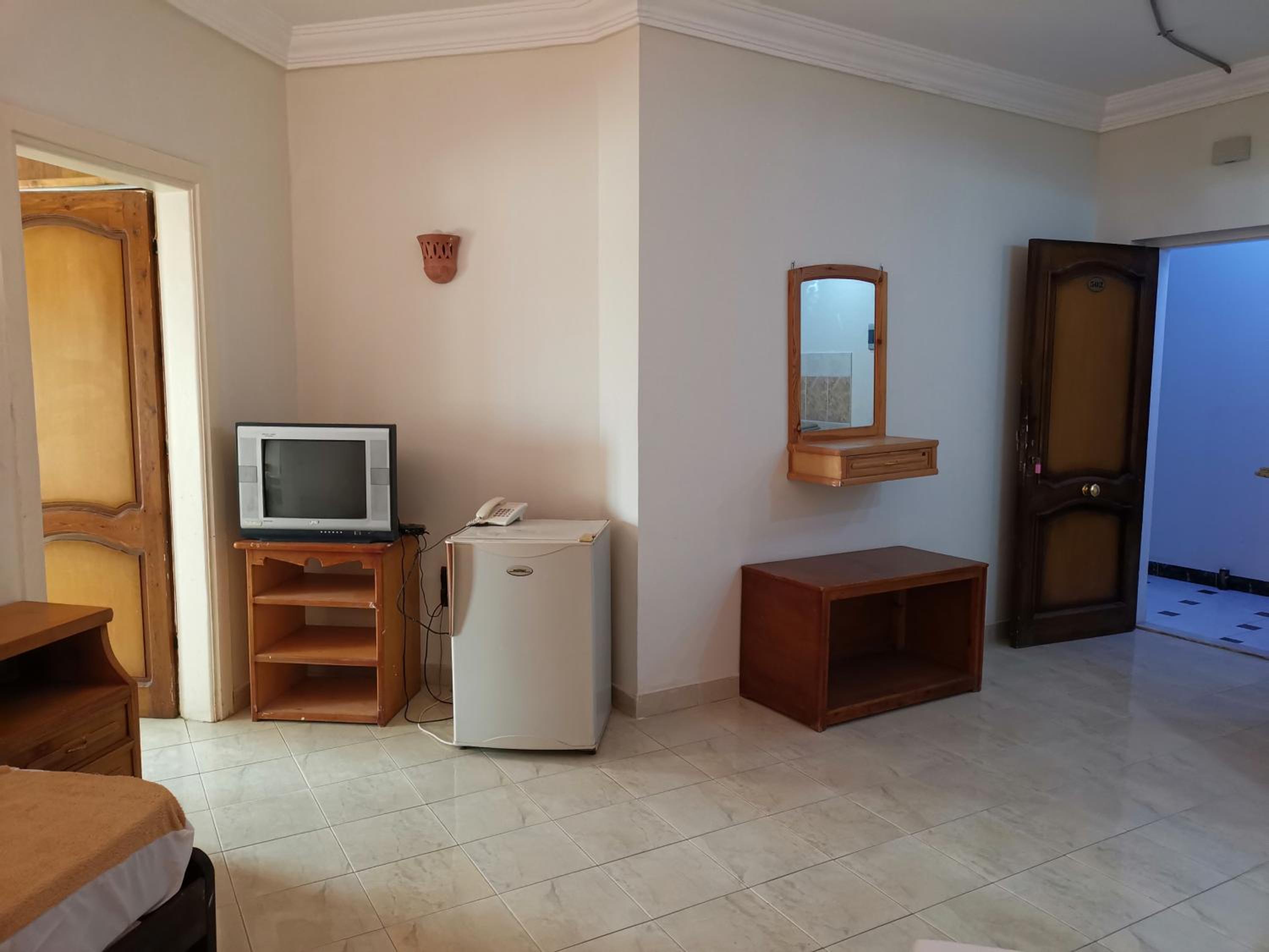 Family Room with Balcony - Photo 5