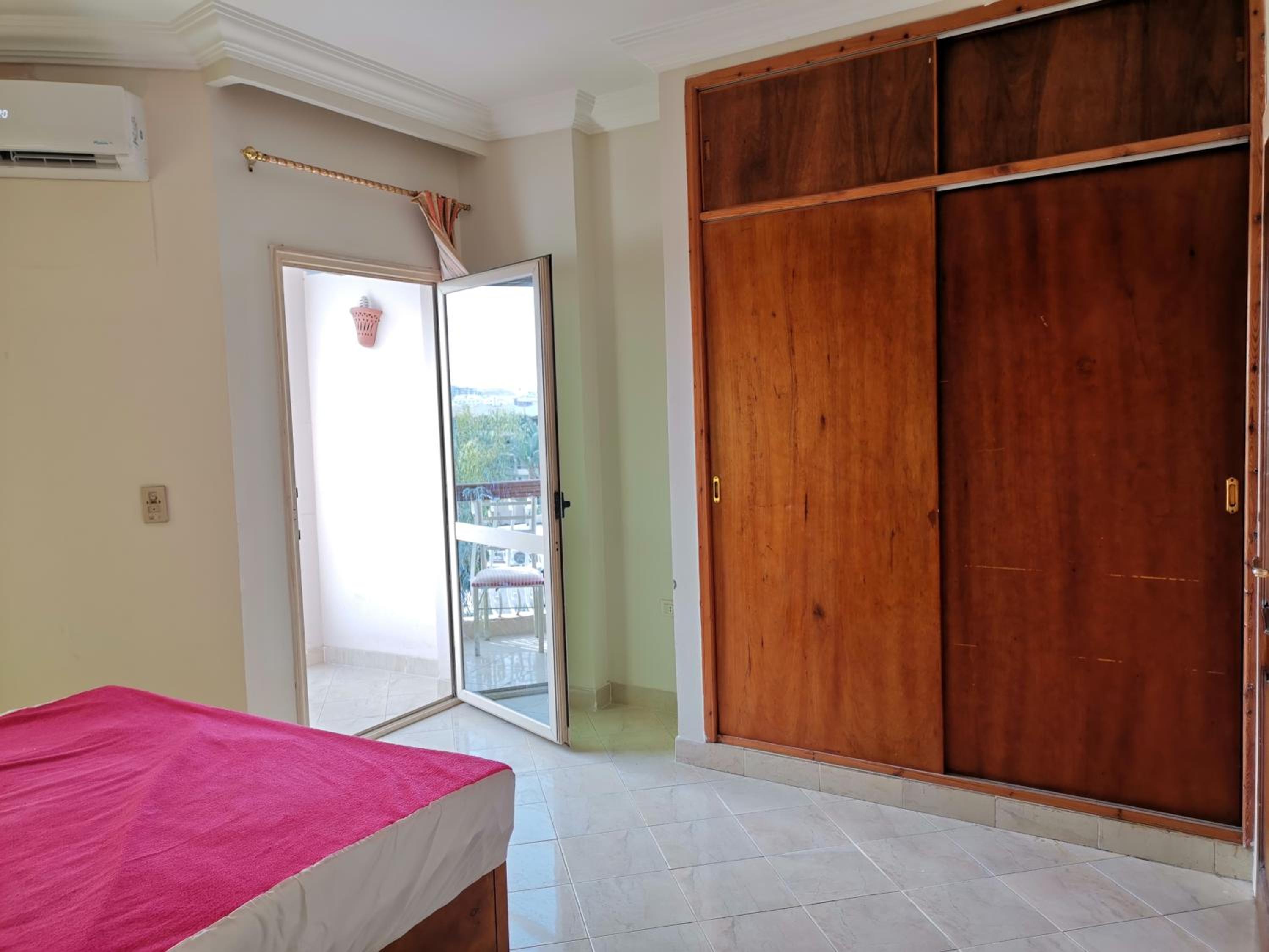 Family Room with Balcony - Photo 3