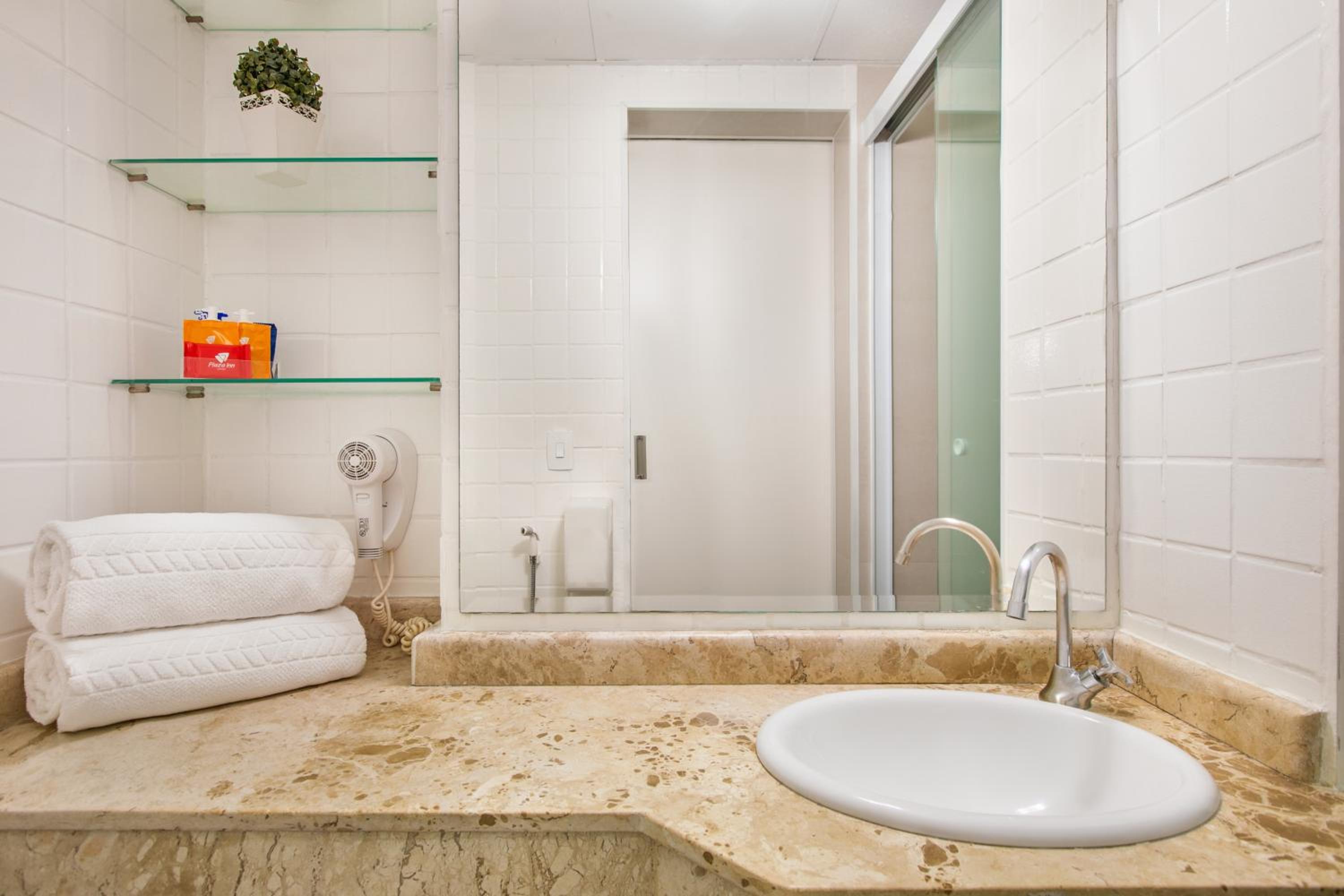 Deluxe Double Room with 1 Double Bed - Photo 9
