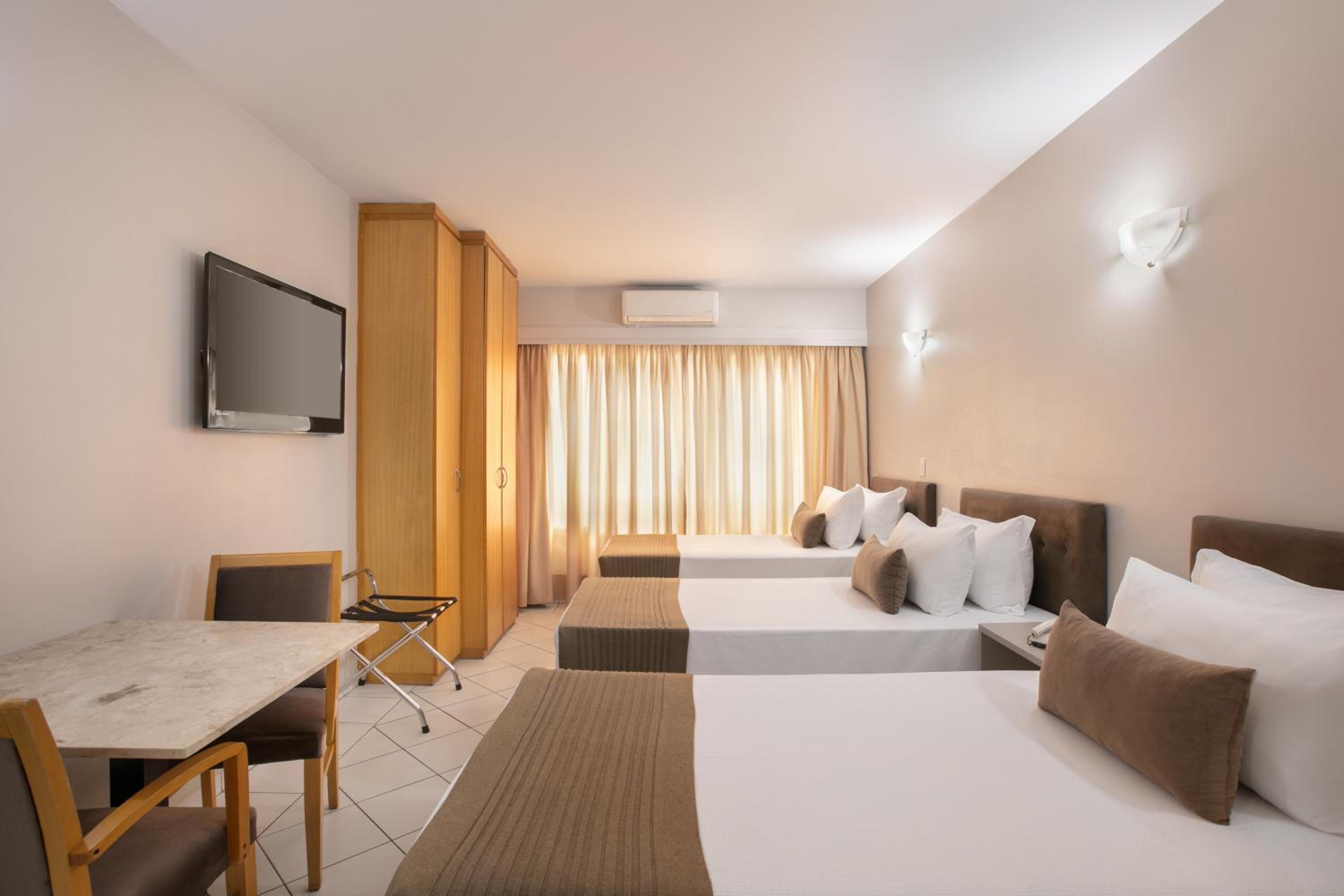 Executive Triple Room photo 2