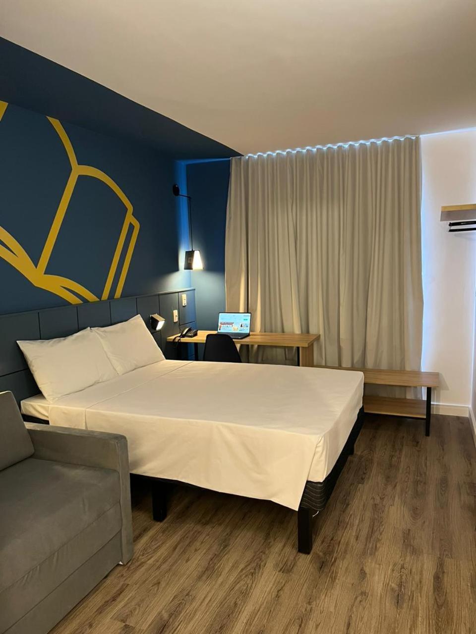 Standard Apartment with One Double Bed and One Sofa Bed - Photo 3