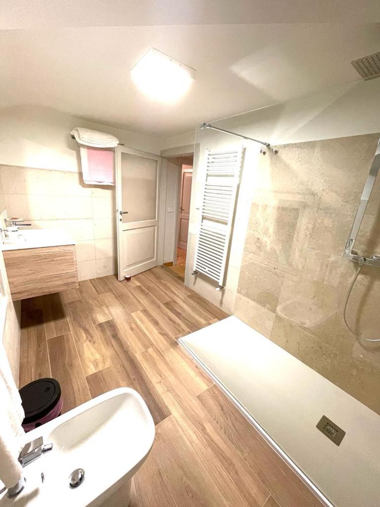 Two-Bedroom Suite photo 2