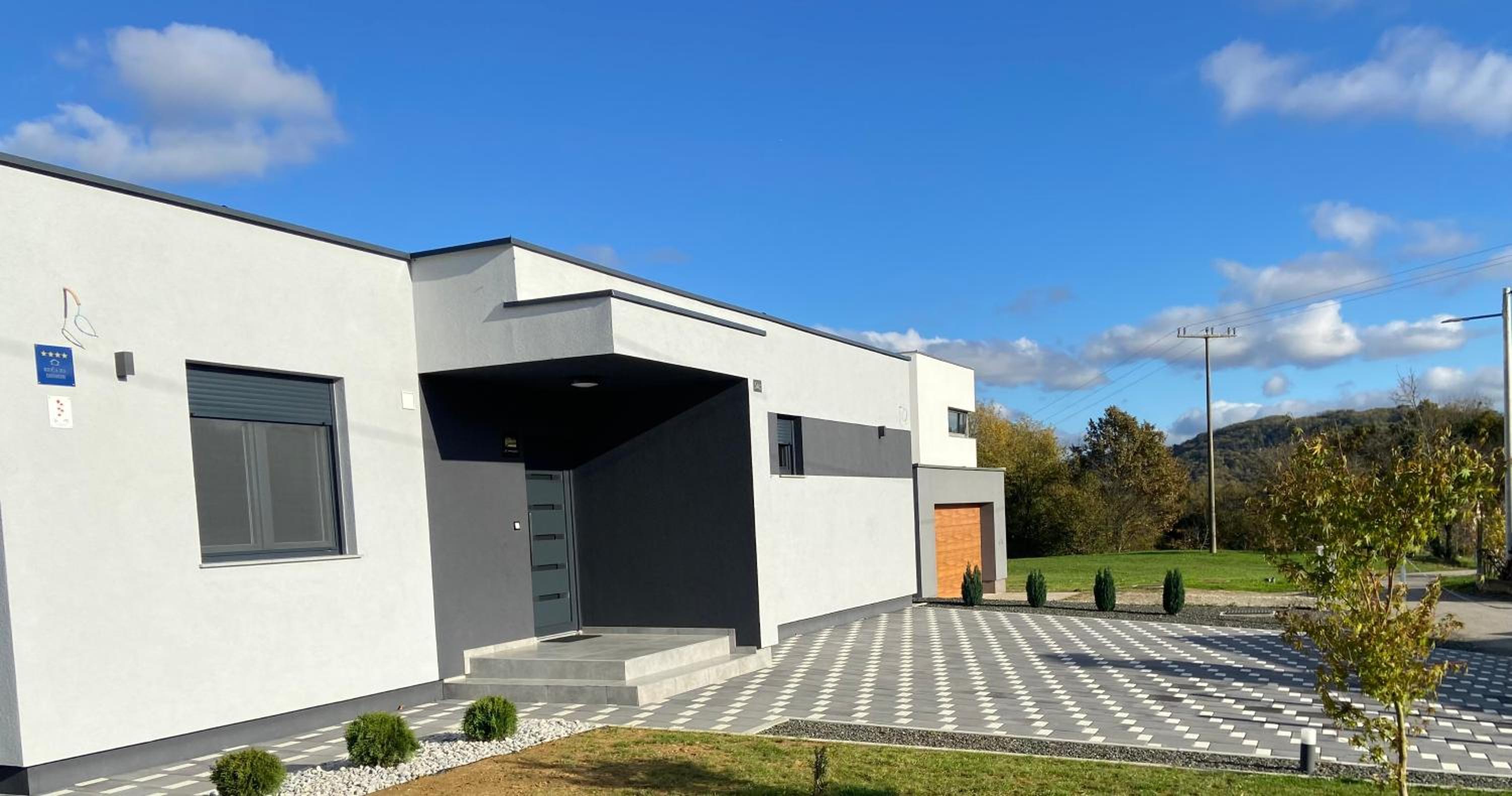 Standard Villa