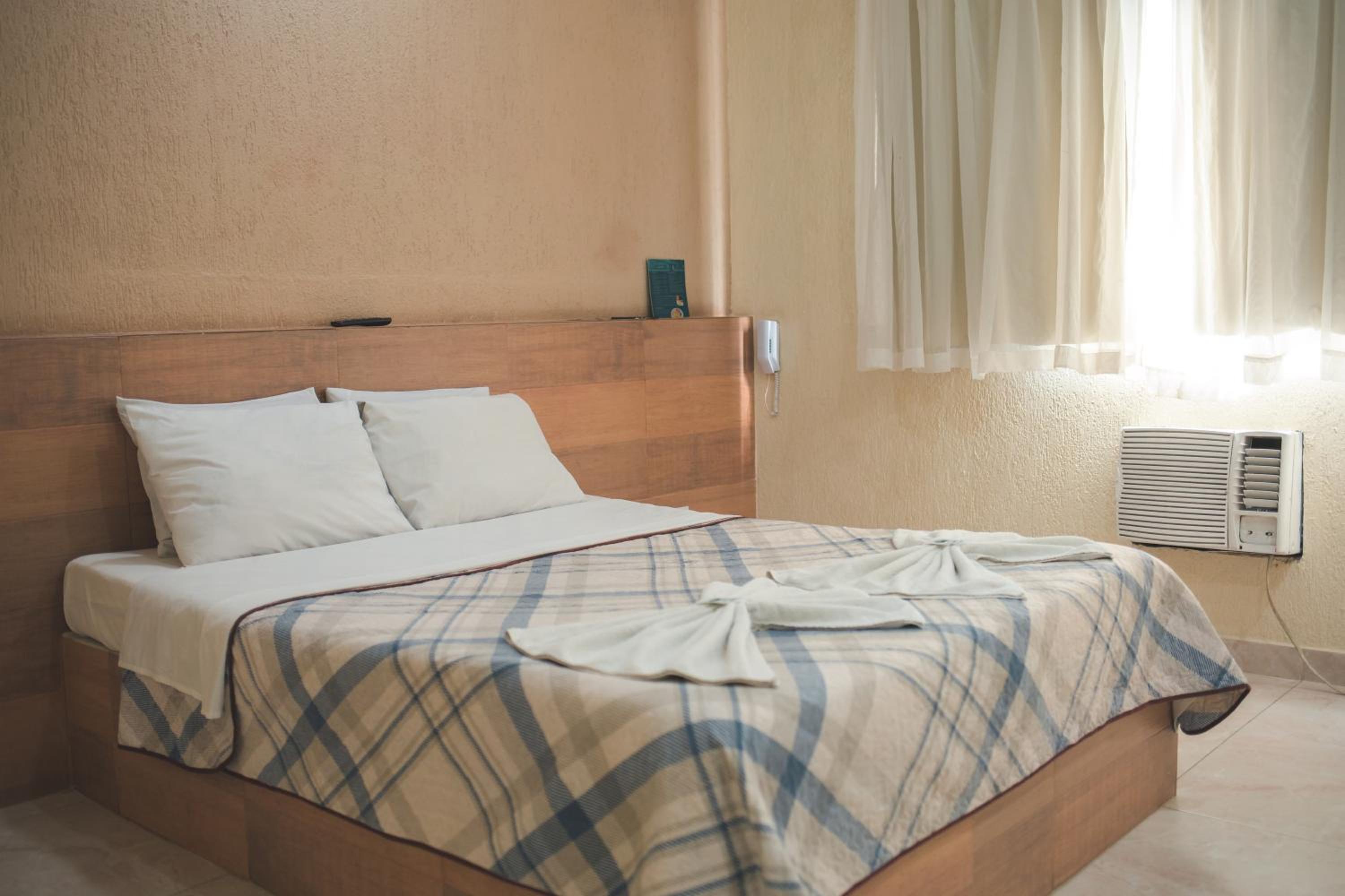 Deluxe Double or Twin Room photo 3