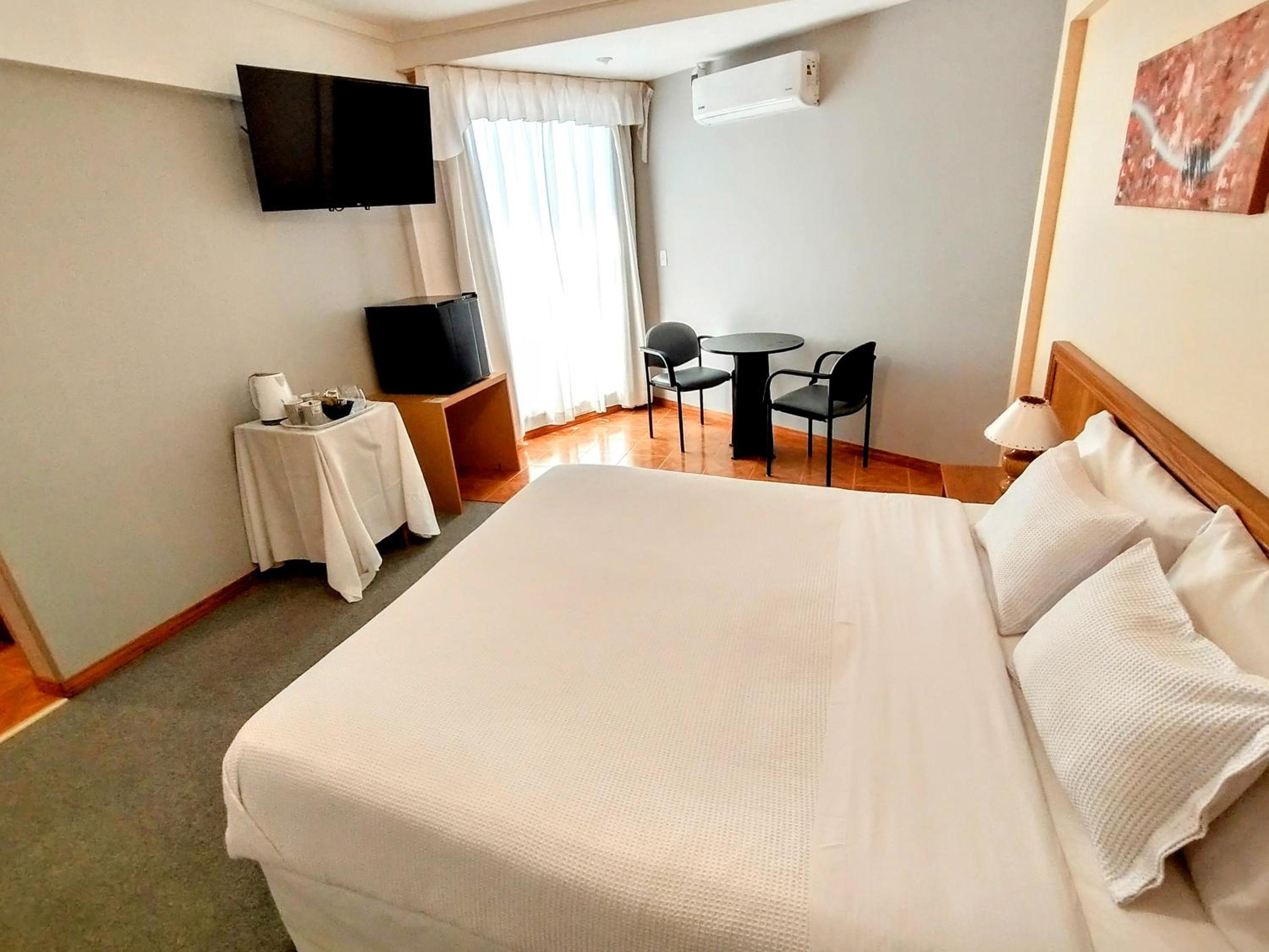 Triple Room - Disability Access photo 3