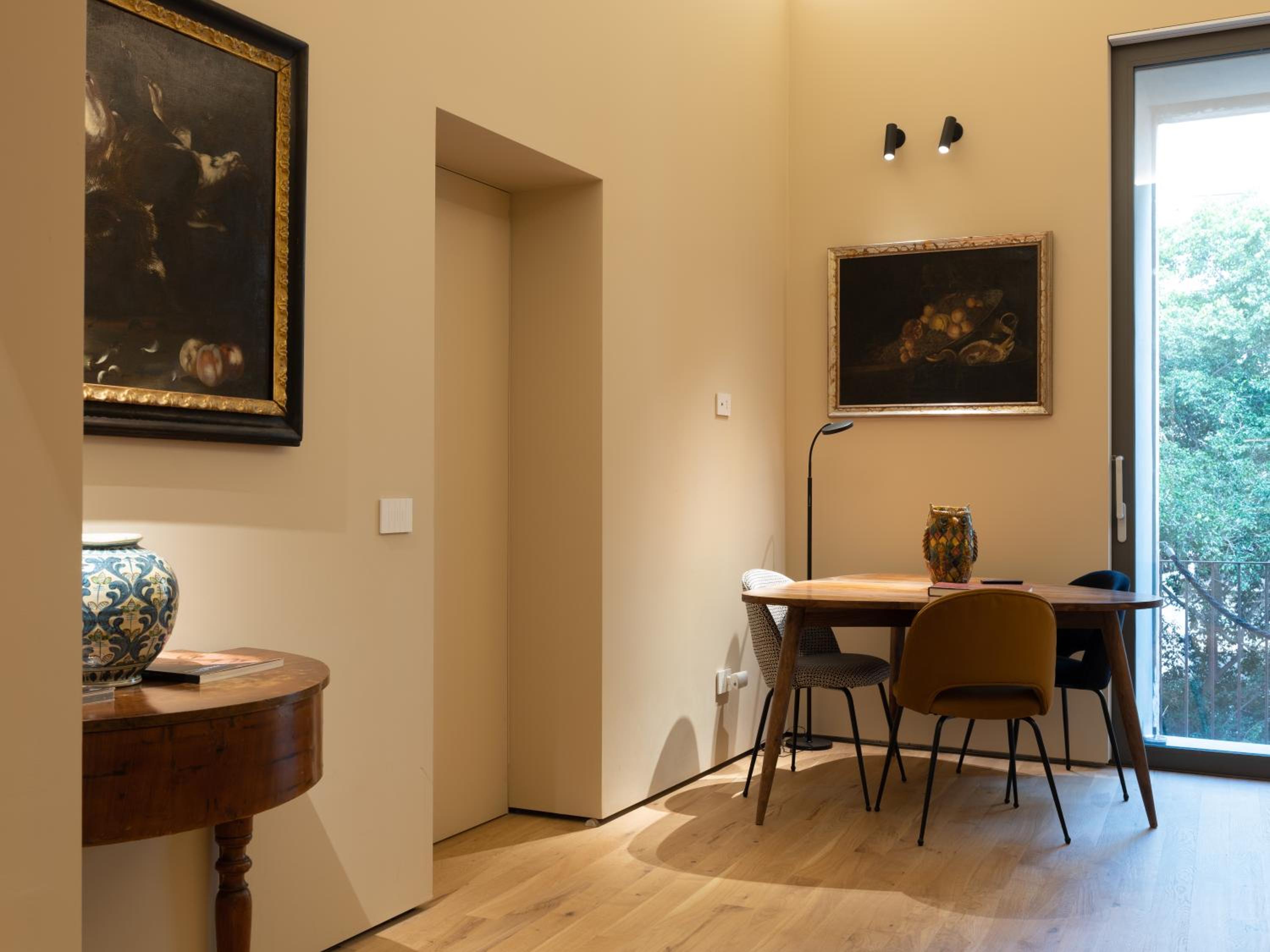Superior King Room - Photo 14