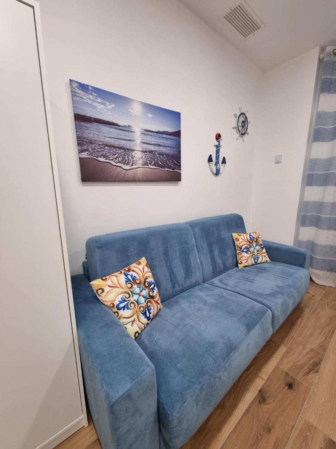 Apartment with Sea View photo 1
