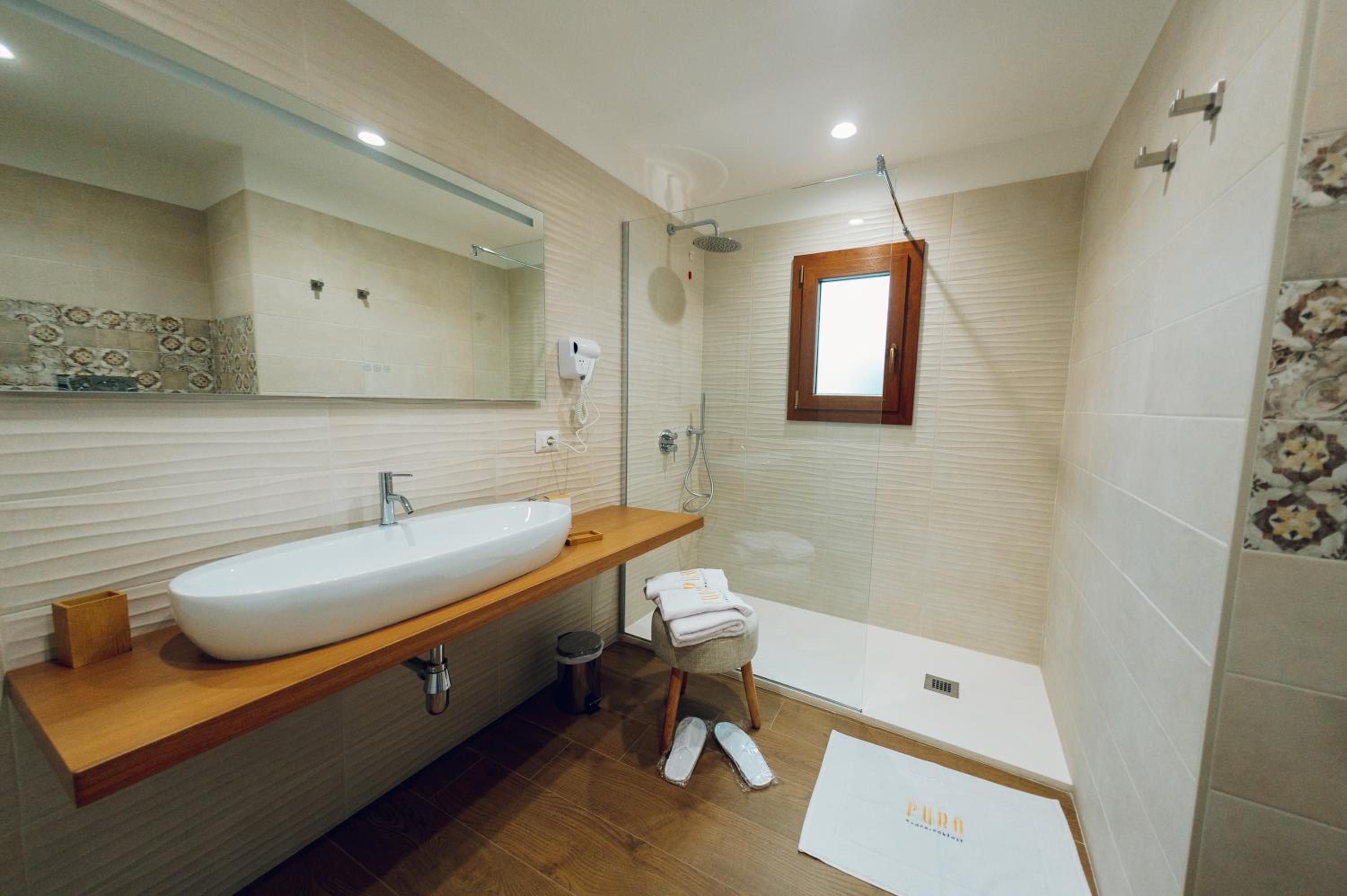 Luxury Triple Room photo 2