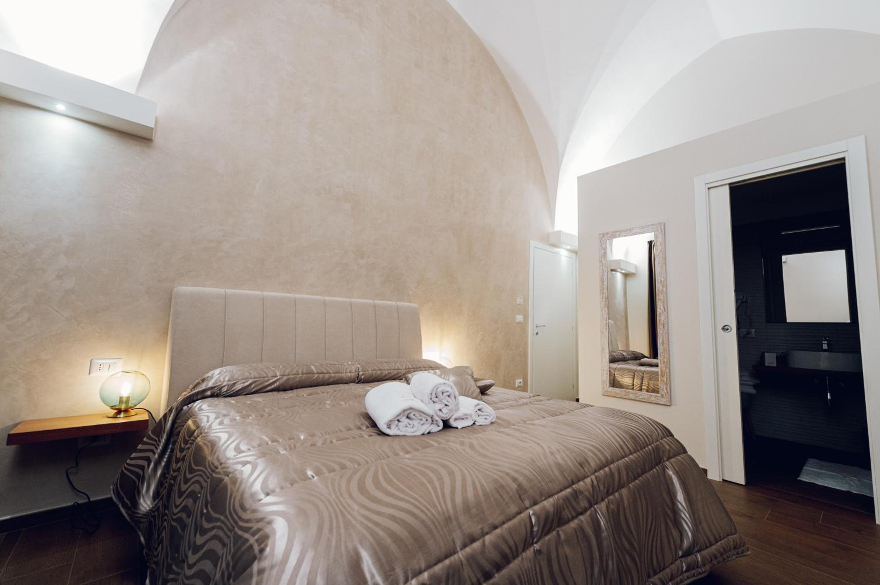 Budget Double Room photo 2