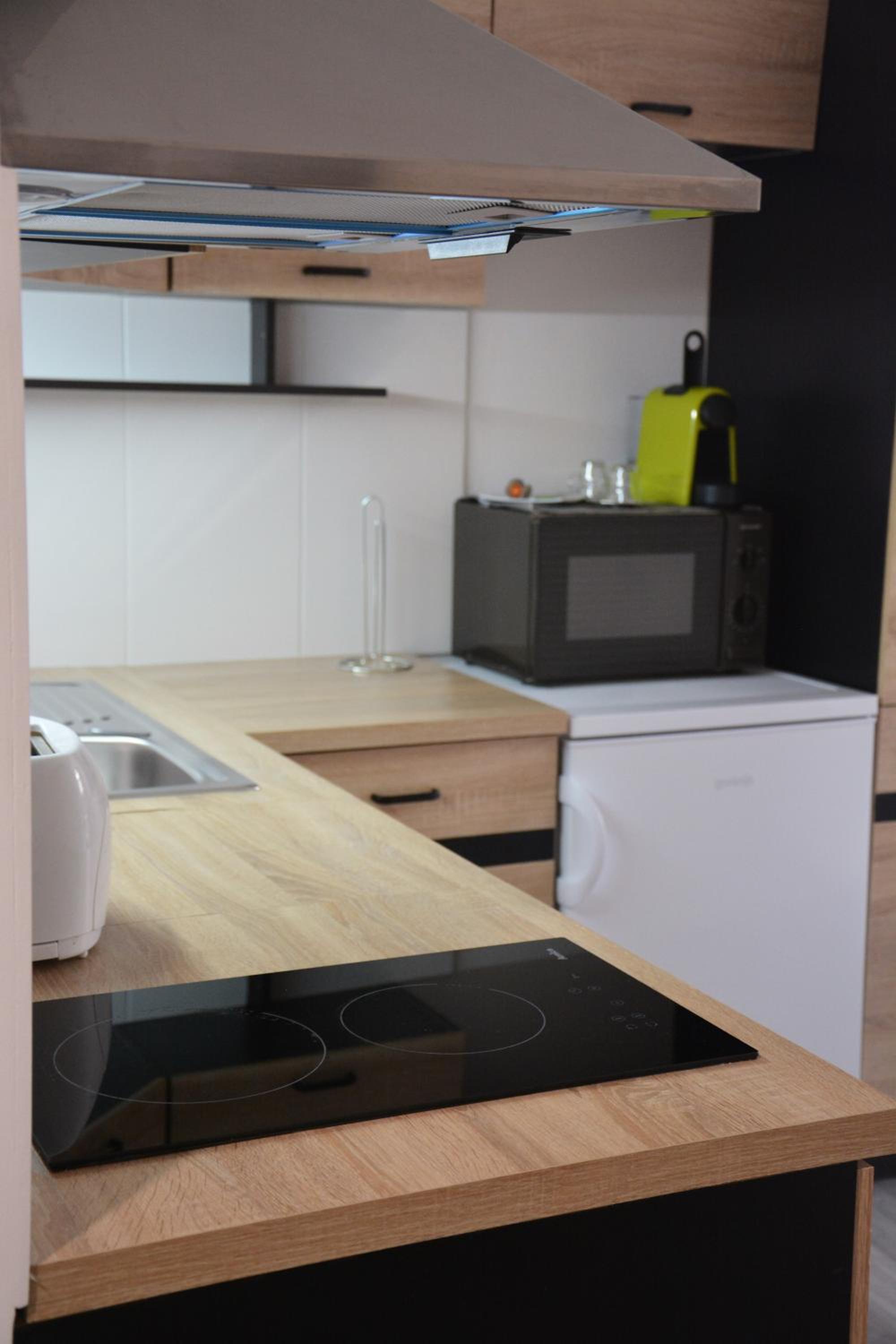 Standard Apartment - Photo 2
